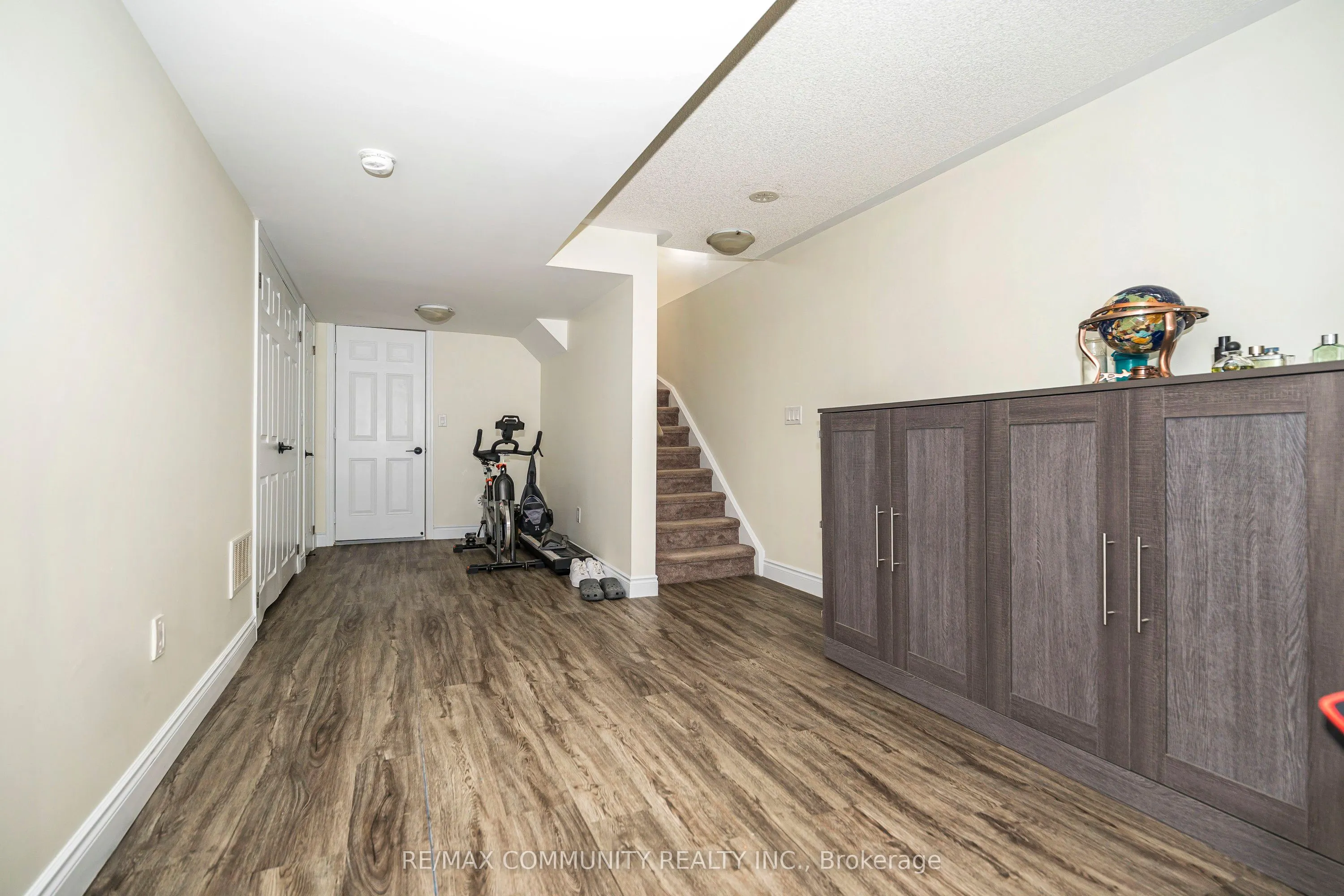 2057 Cliff Road, #64