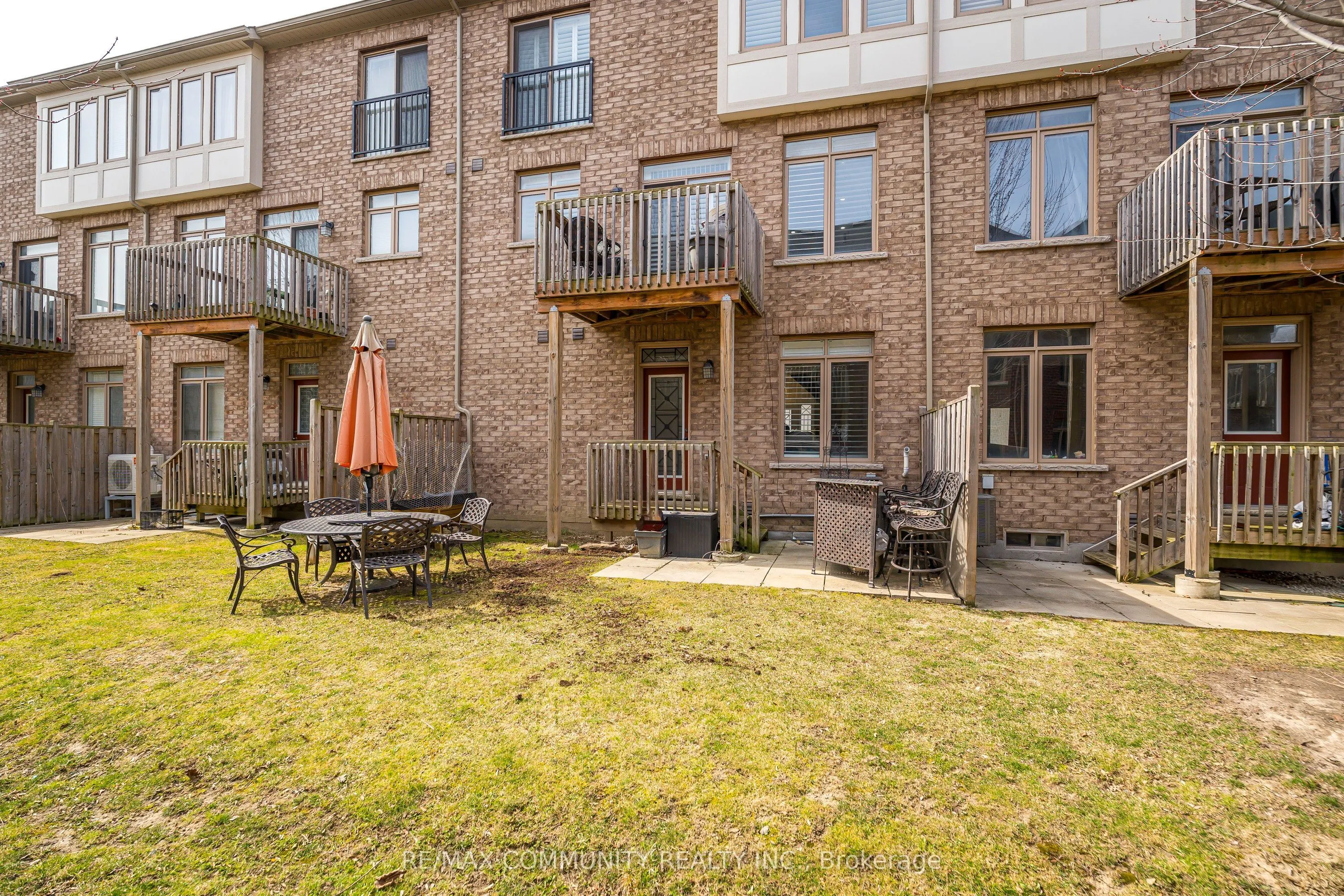 2057 Cliff Road, #64