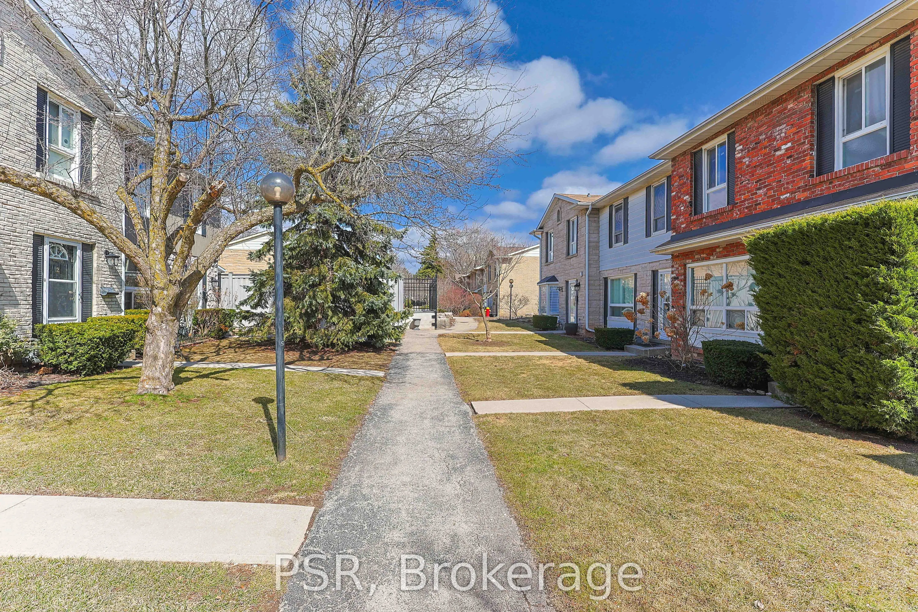 5475 Lakeshore Road, #54