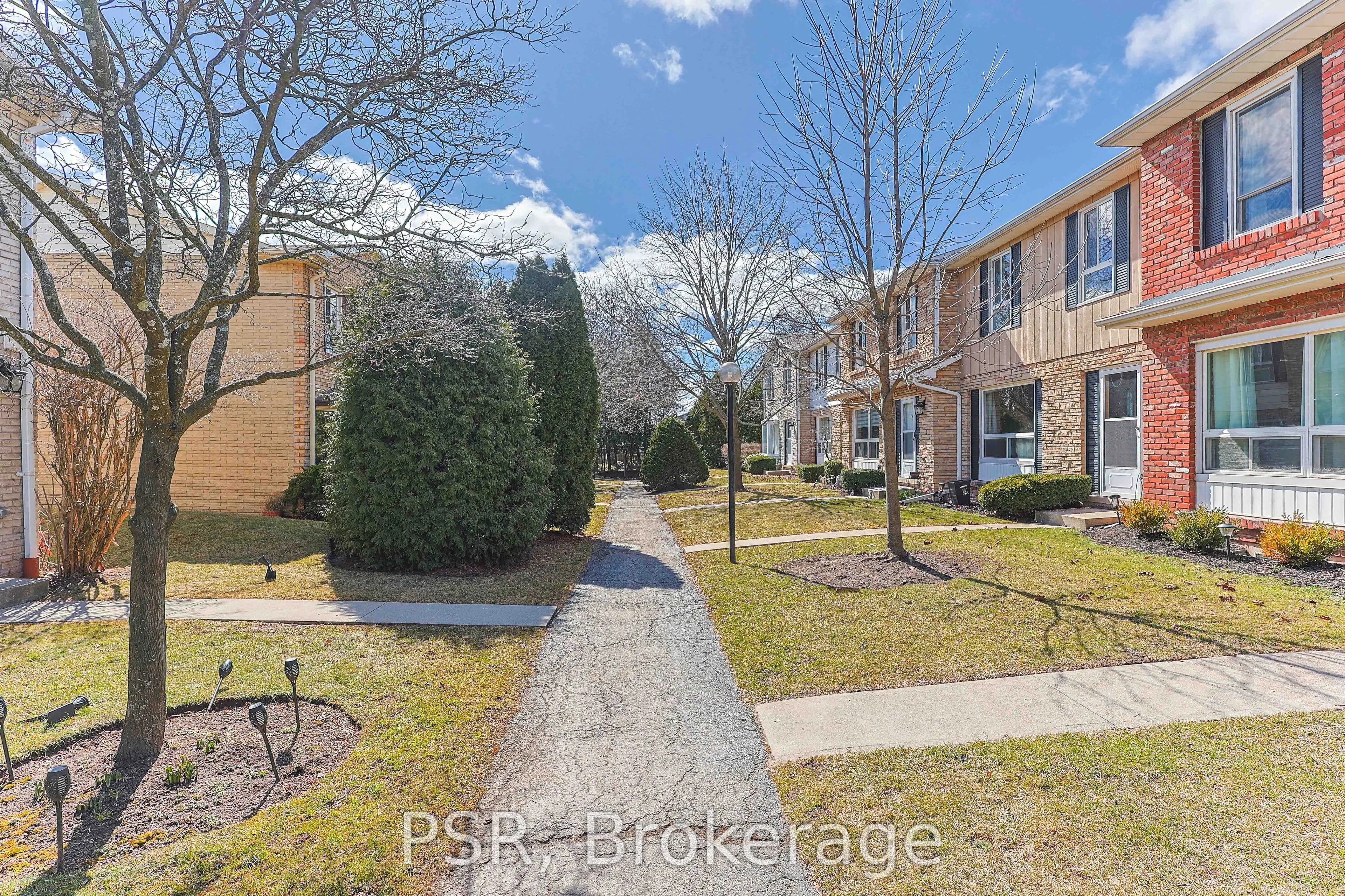 5475 Lakeshore Road, #54