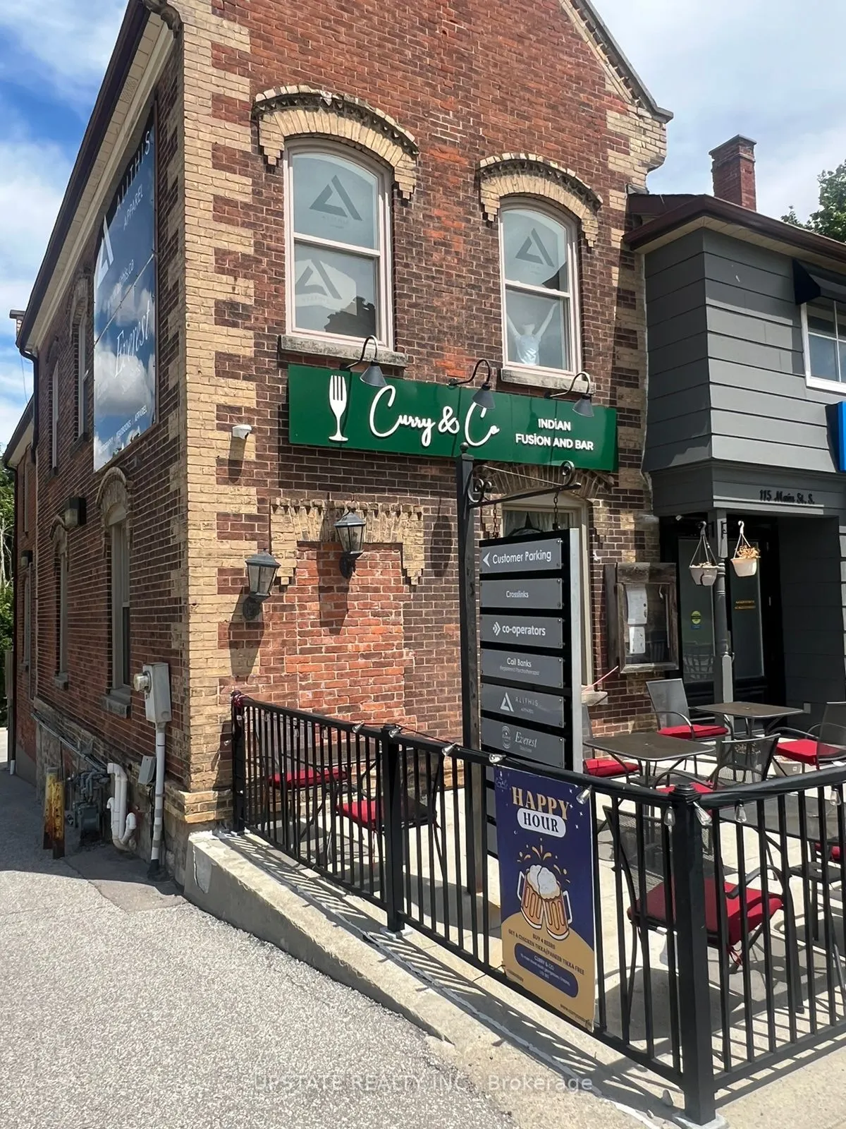 115 Main Street S