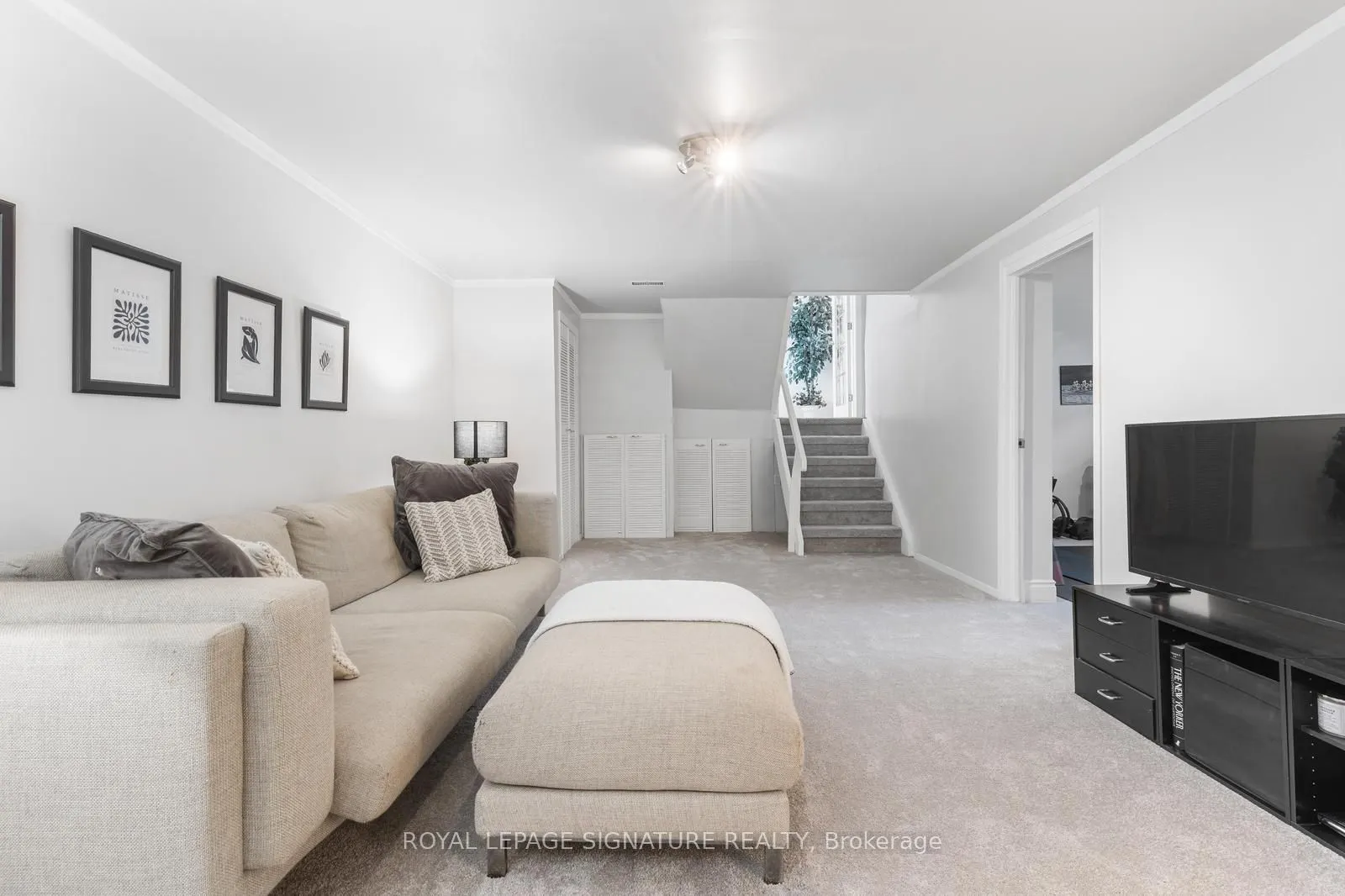 1469 Hillgrove Road