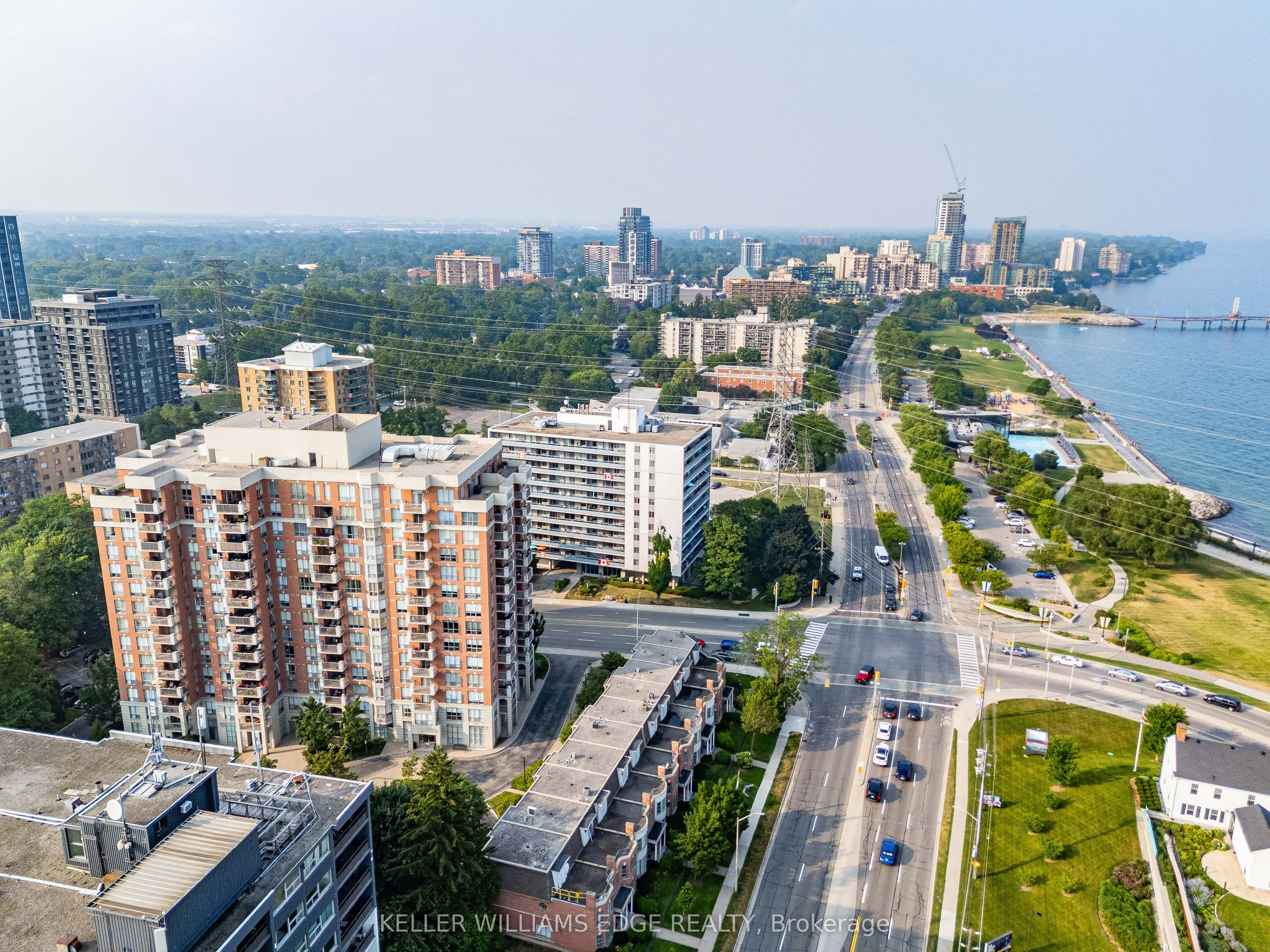 442 Maple Avenue, #401