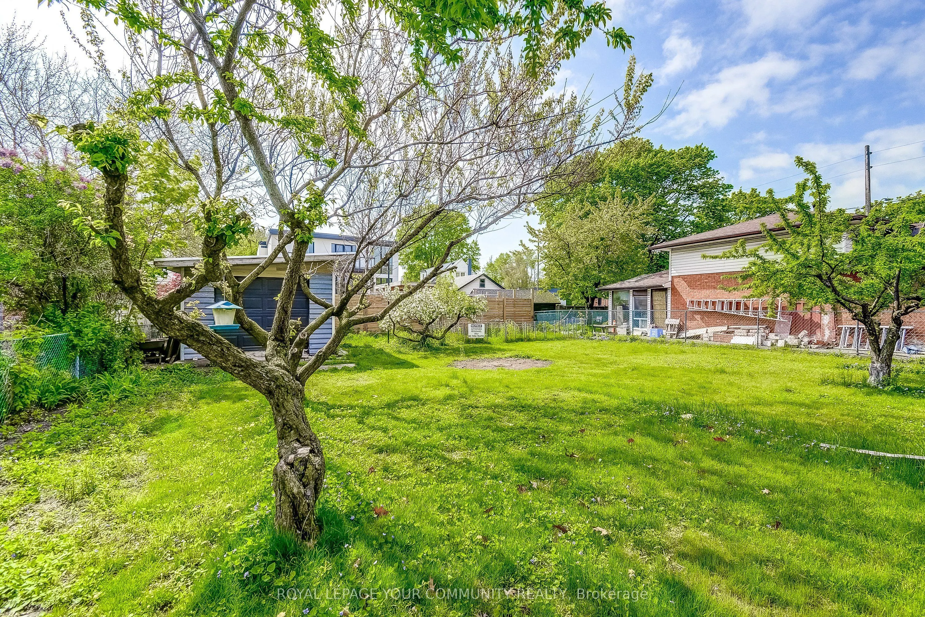 958 South Service Road