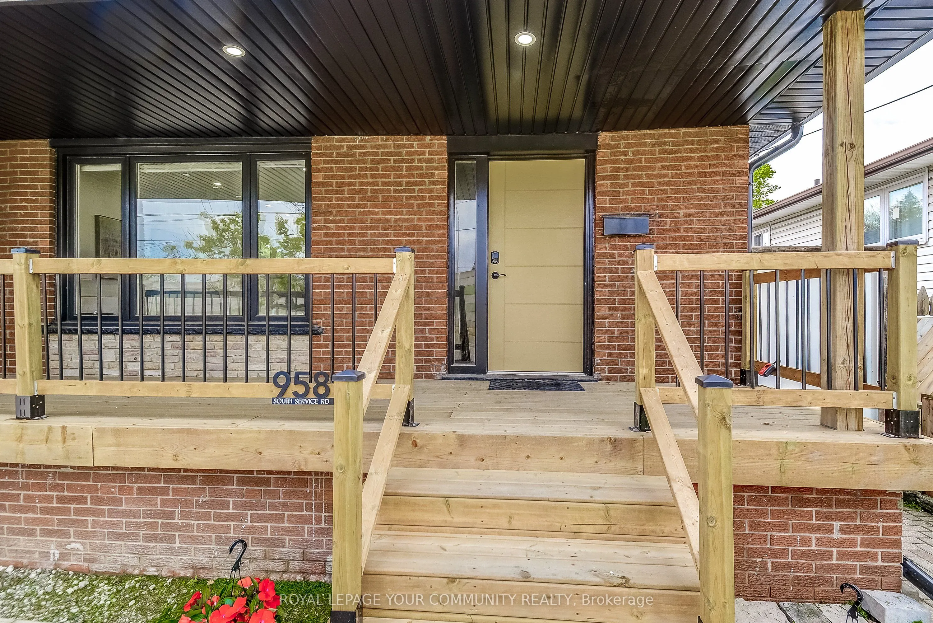 958 South Service Road