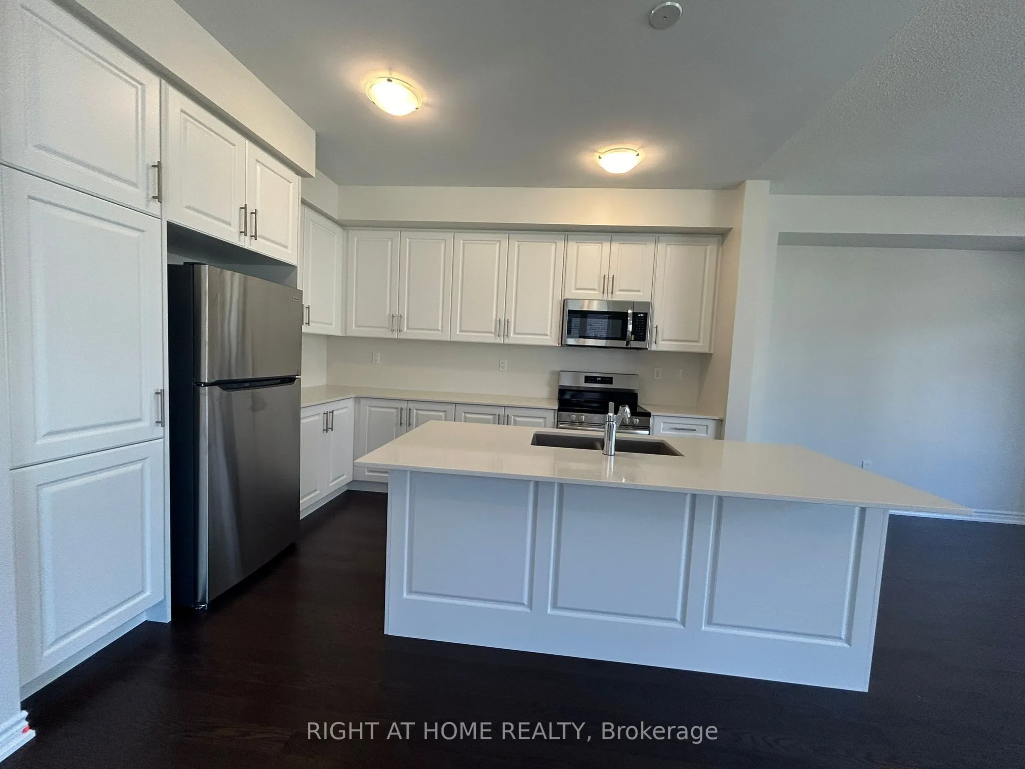 463 CELANDINE Terrace