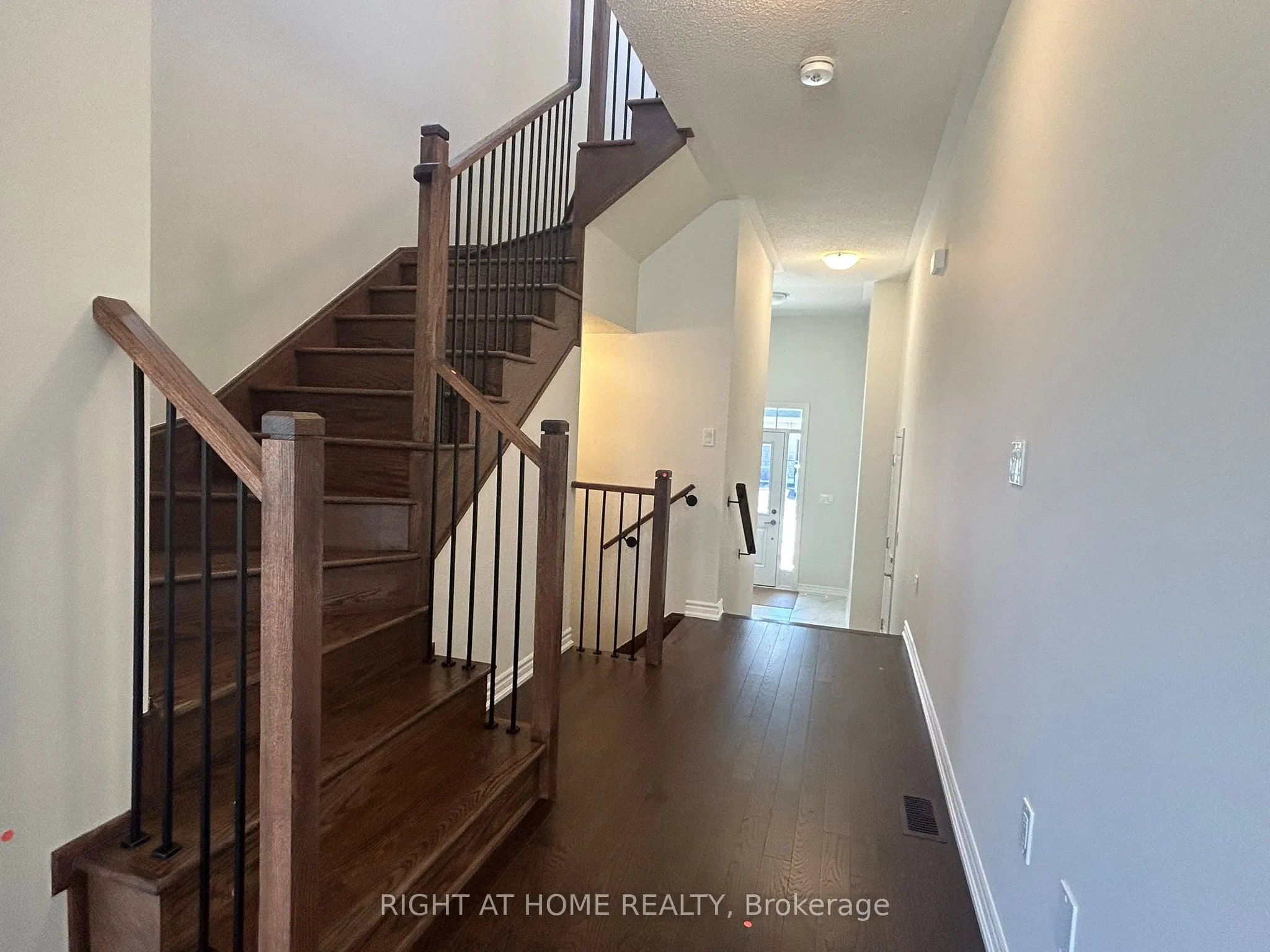 463 CELANDINE Terrace