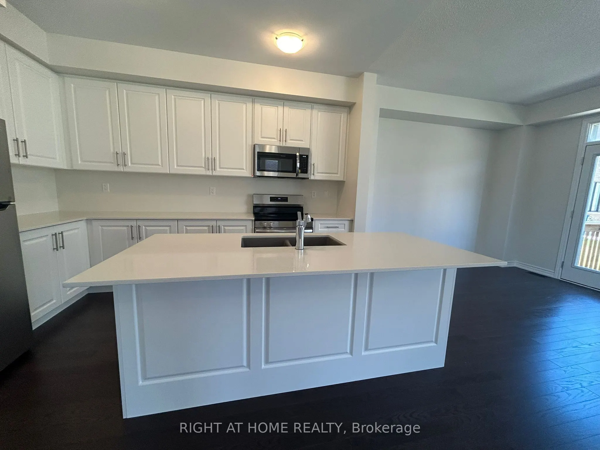 463 CELANDINE Terrace