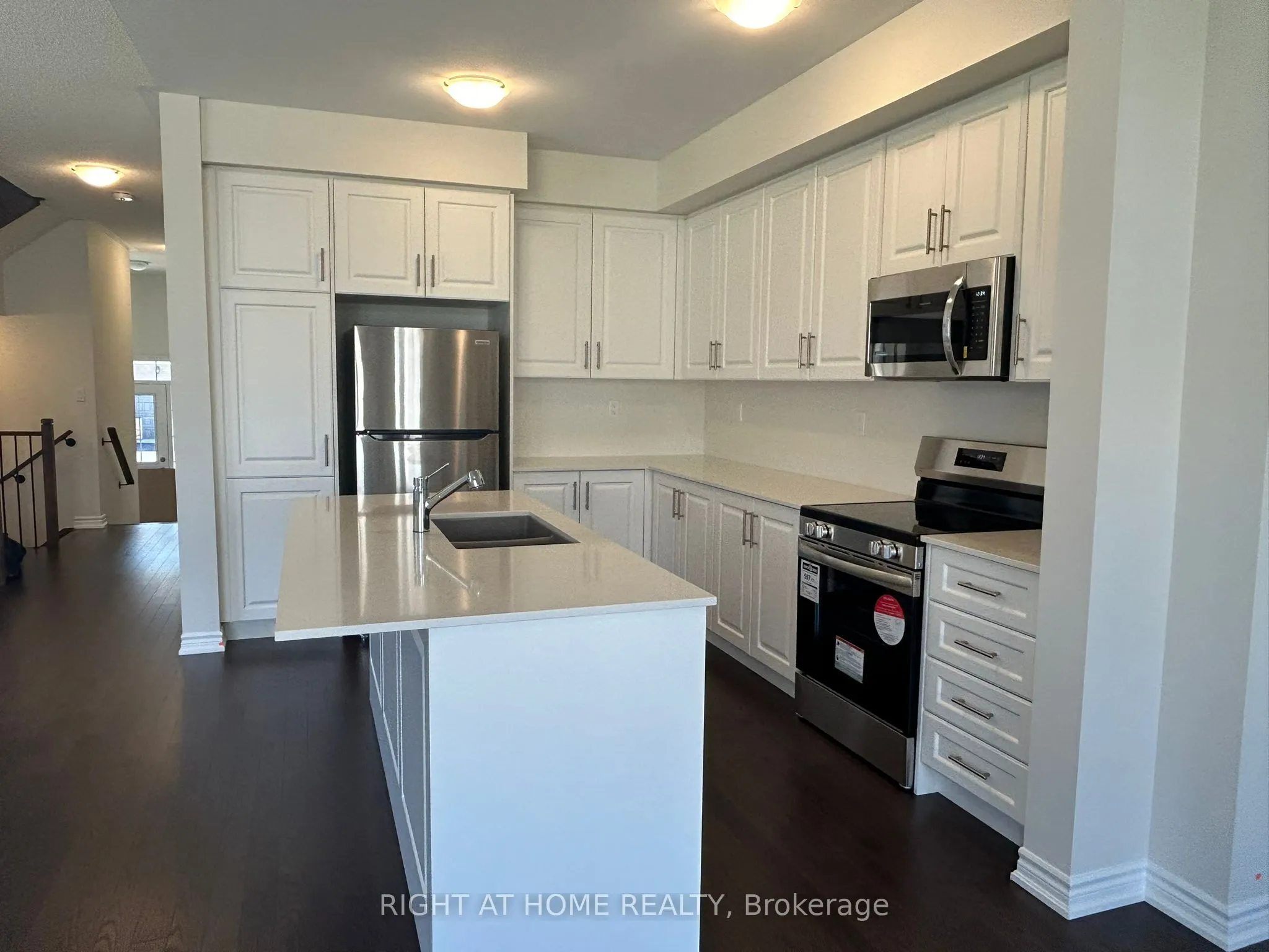 463 CELANDINE Terrace