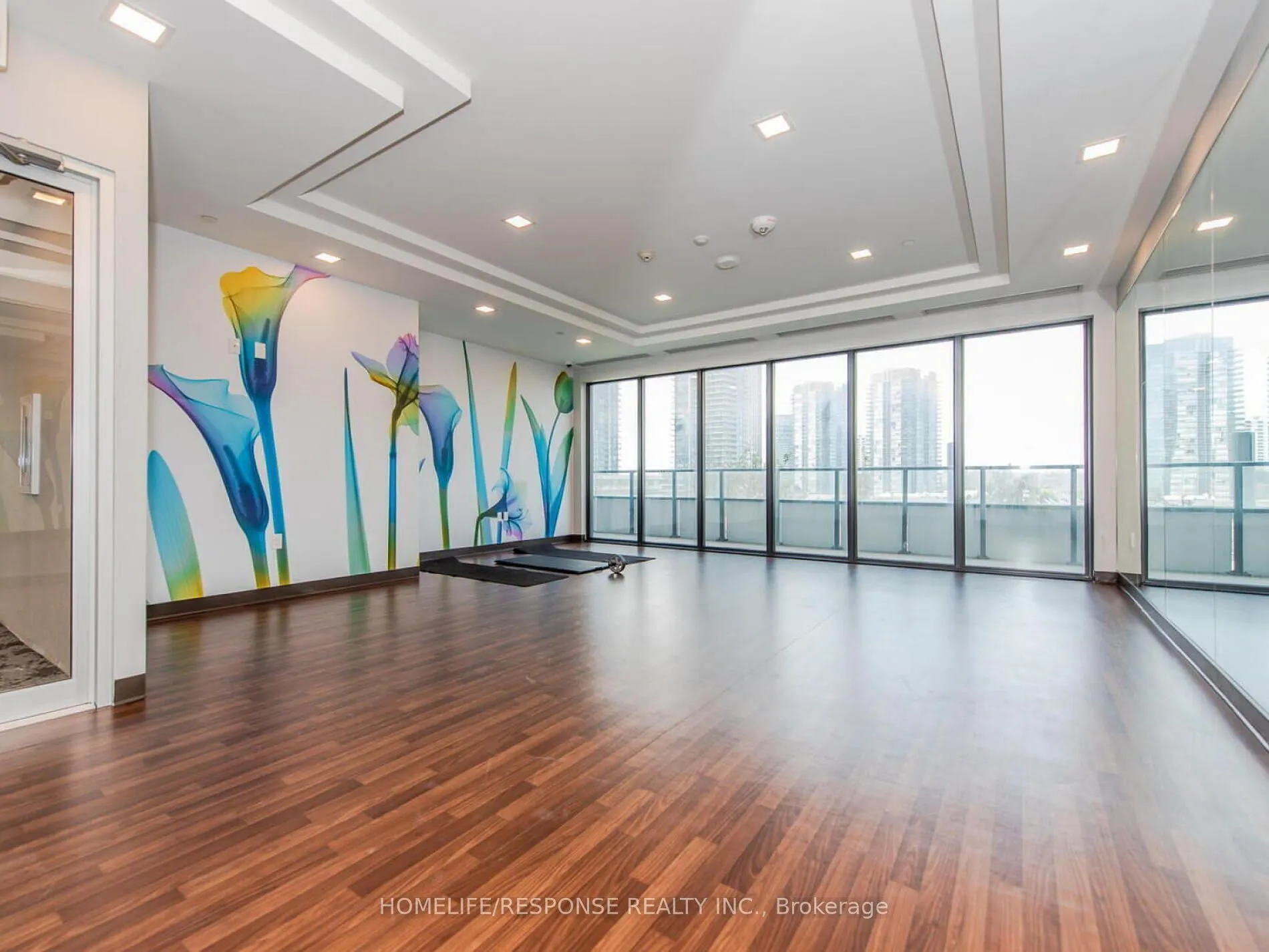 30 SHORE BREEZE Drive, #3019