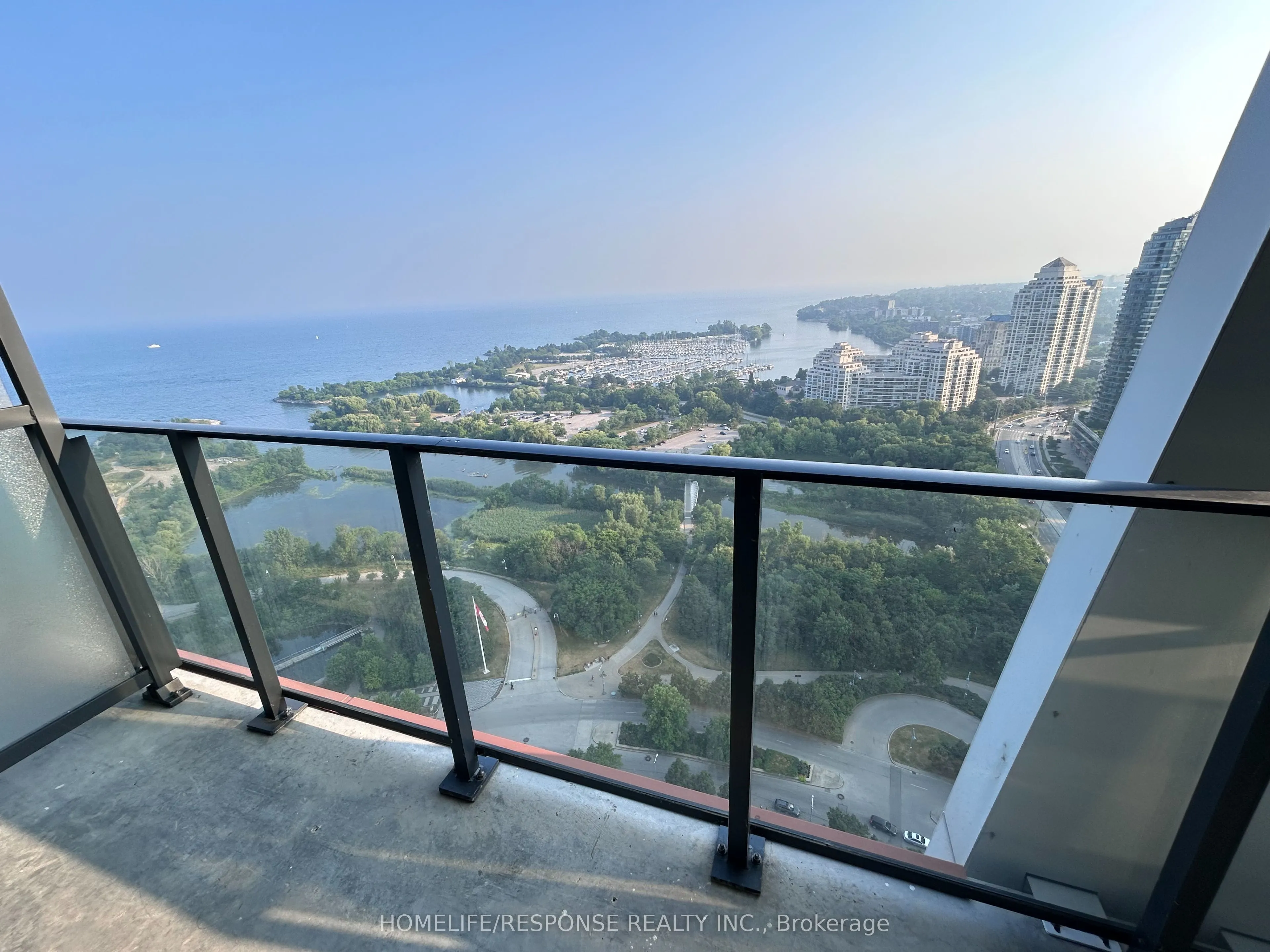 30 SHORE BREEZE Drive, #3019