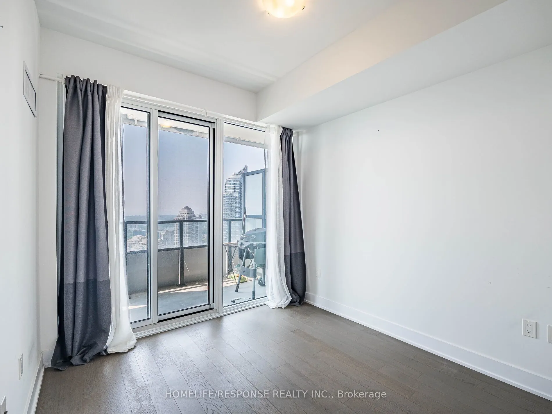30 SHORE BREEZE Drive, #3019