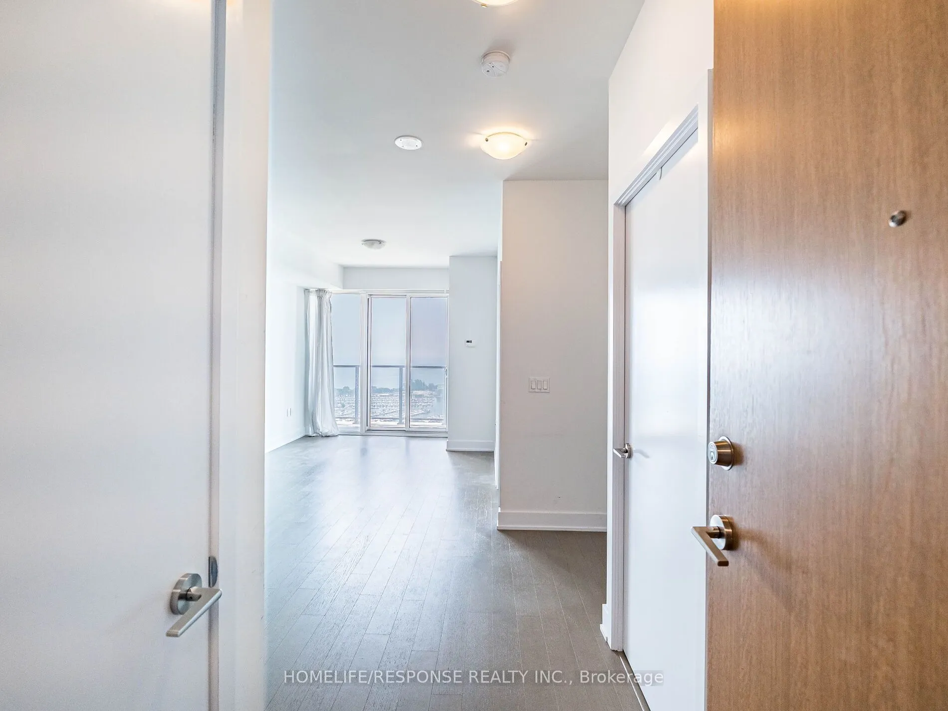 30 SHORE BREEZE Drive, #3019
