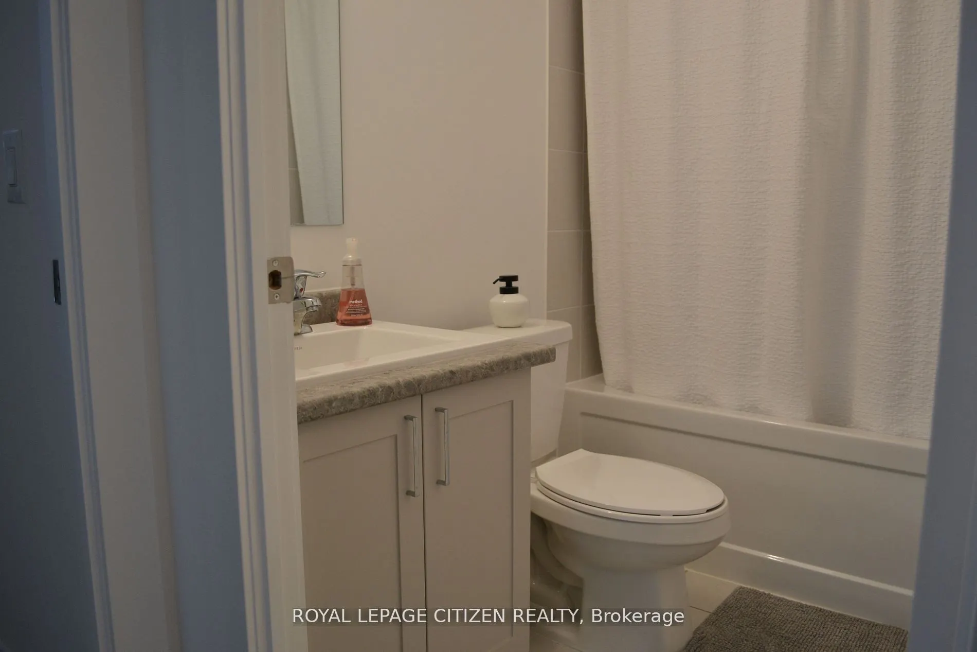 1063 Douglas McCurdy Comm, #104