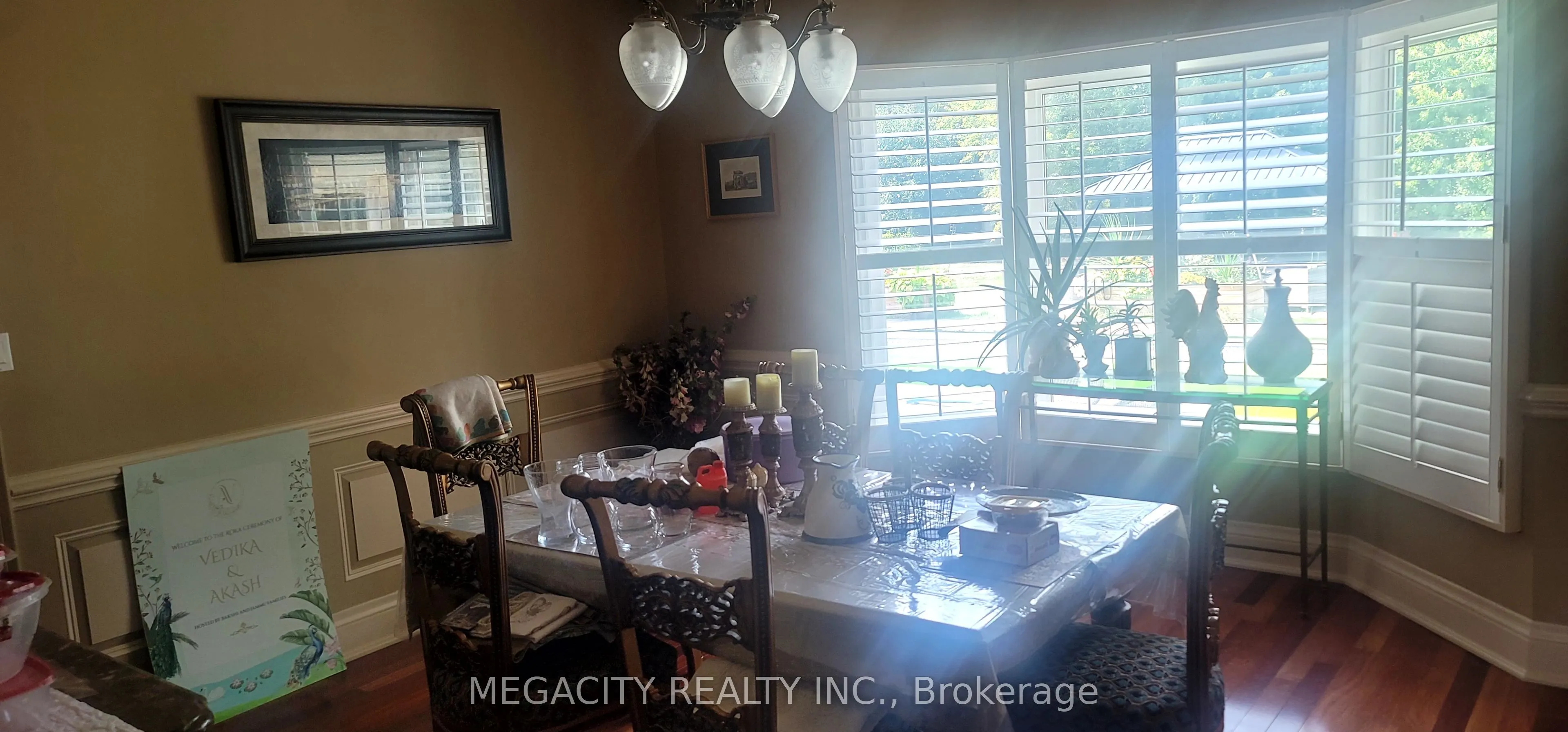 155 Meadowland Crescent