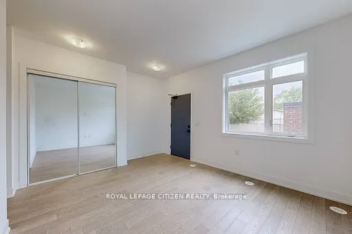 1062 Douglas Mccurdy Comm, #125