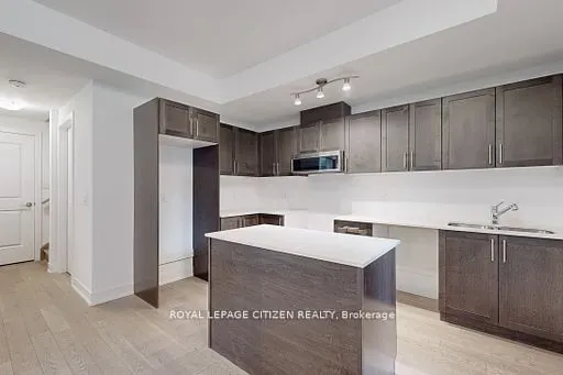 1062 Douglas Mccurdy Comm, #125