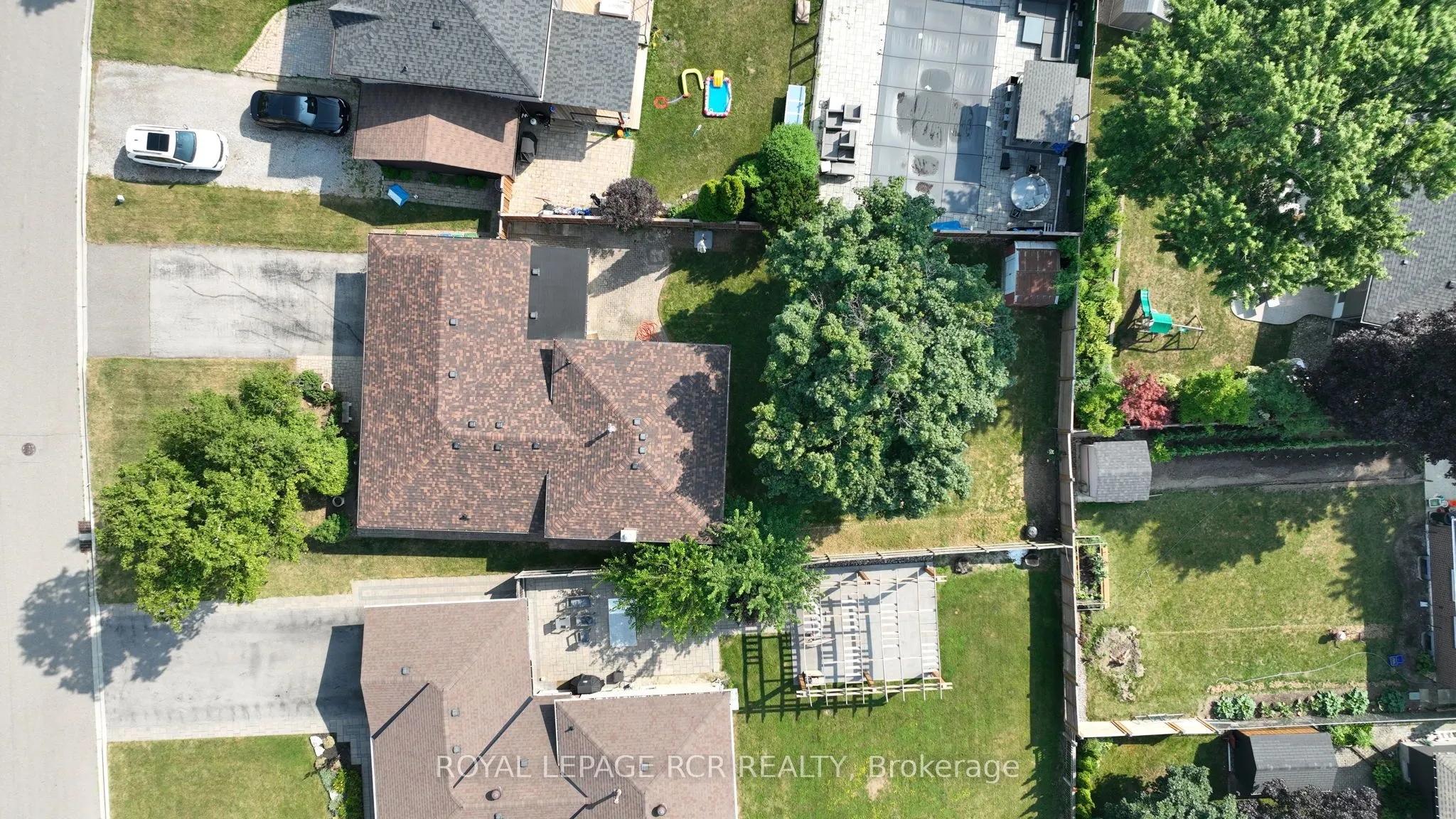 273 Newlove Drive
