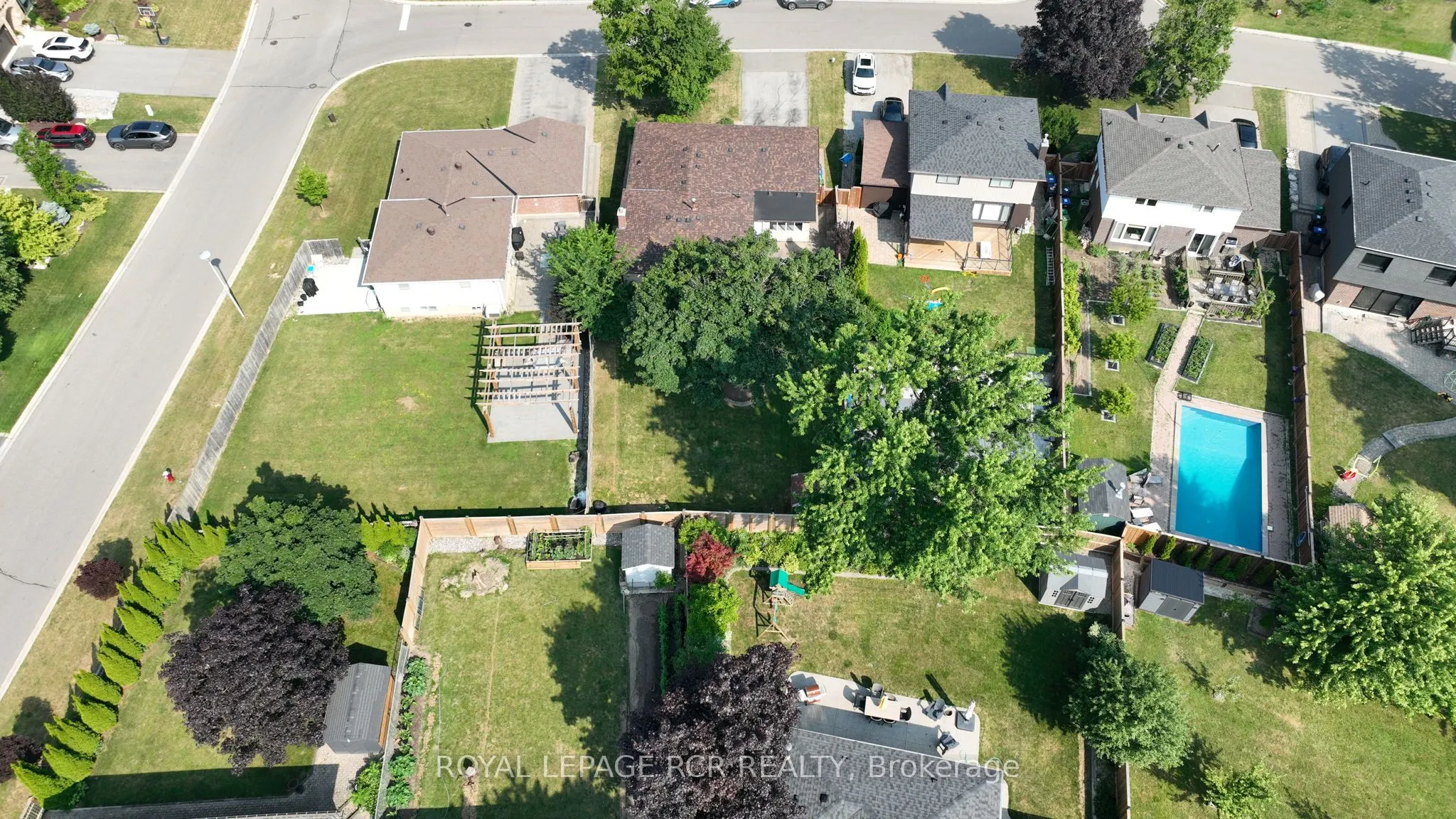 273 Newlove Drive