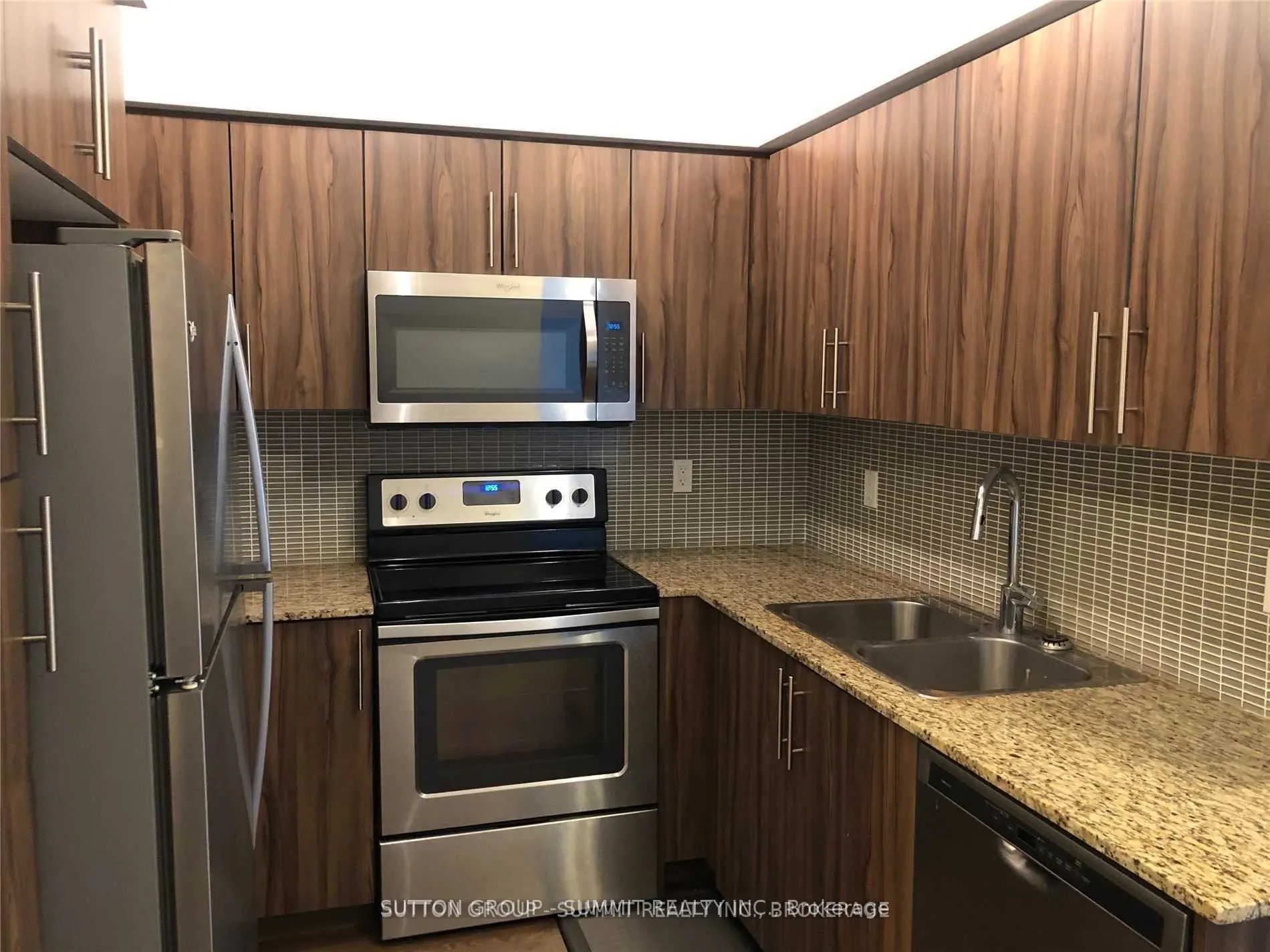 55 Speers Road, #209
