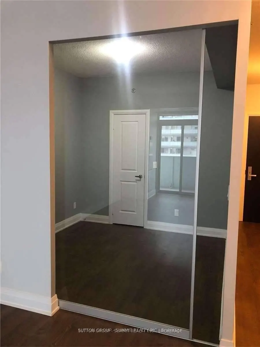 55 Speers Road, #209