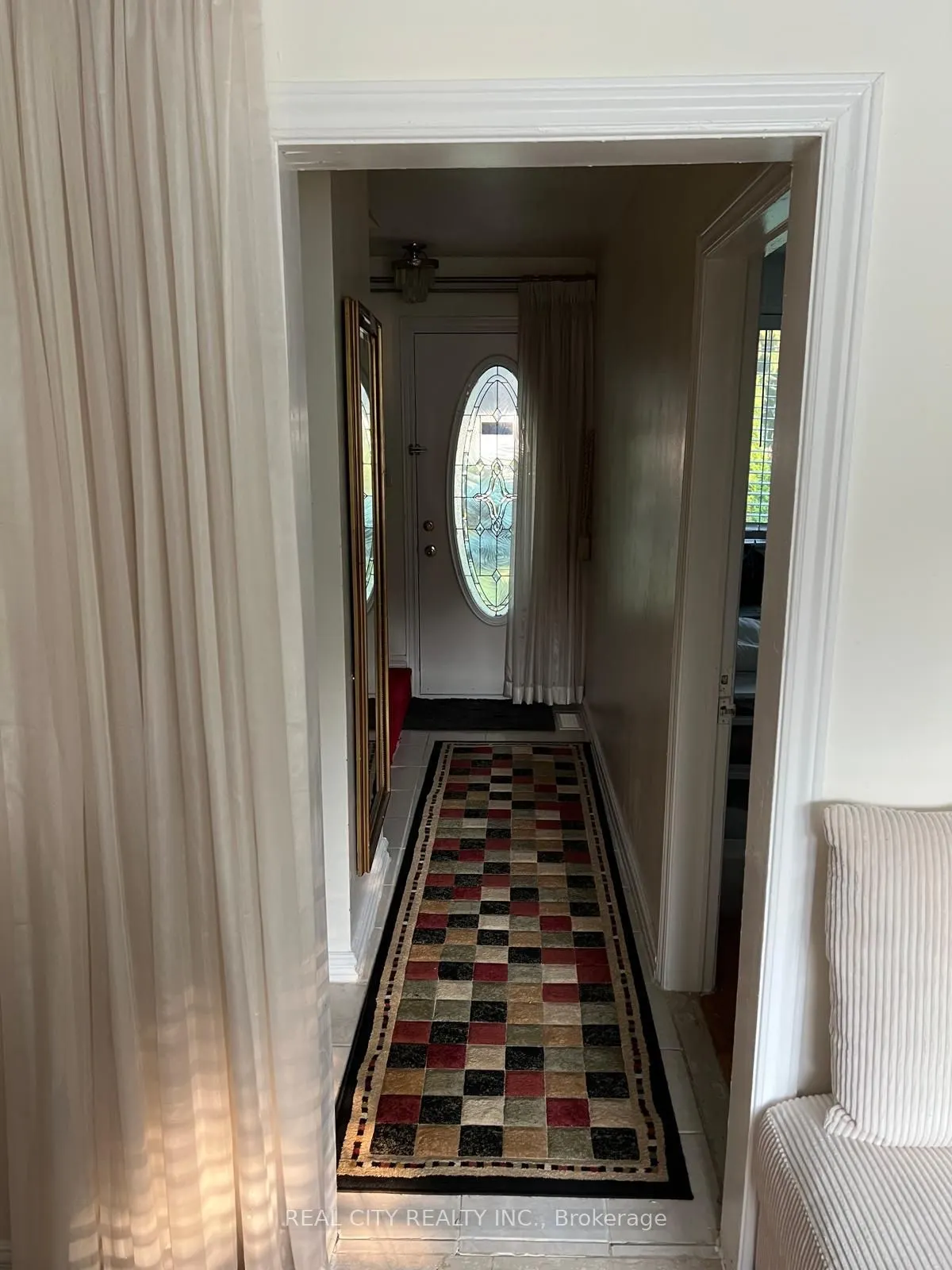 2451 Loanne Drive