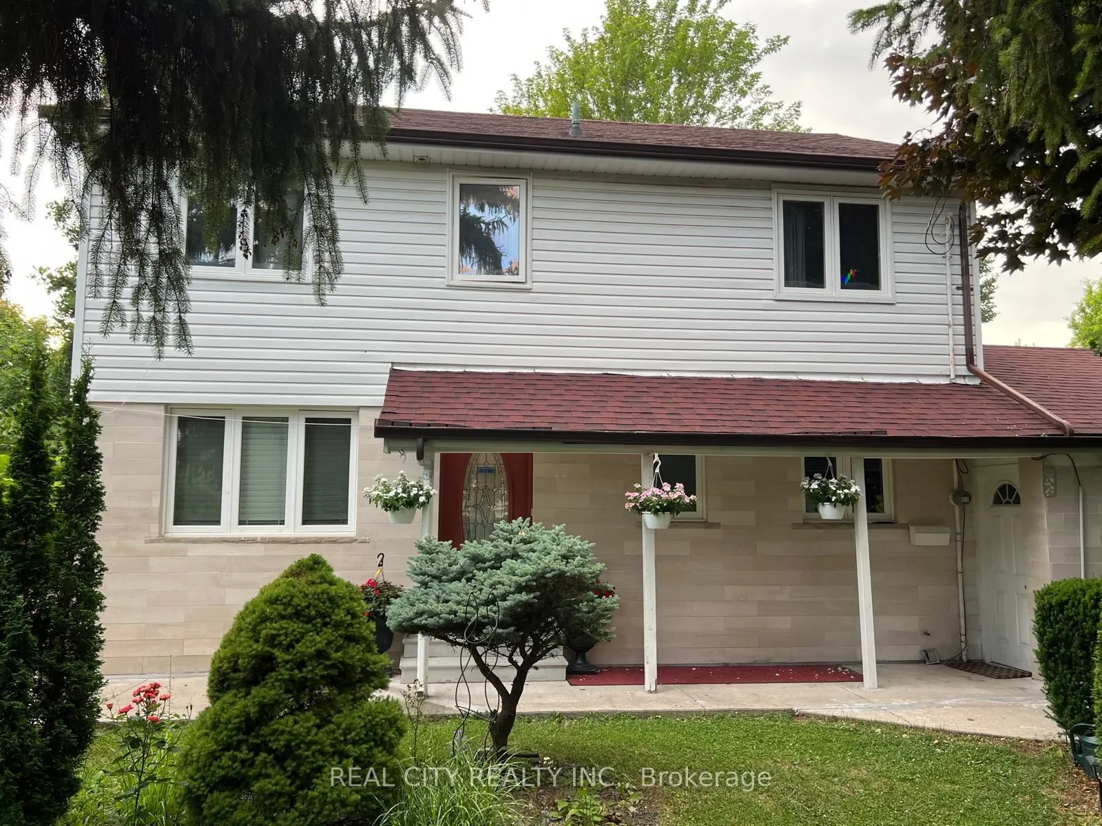 2451 Loanne Drive