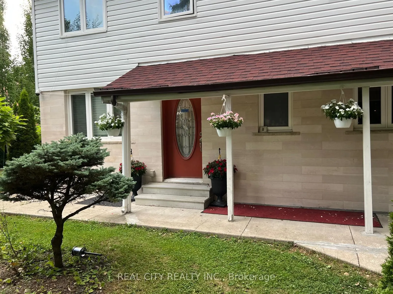 2451 Loanne Drive