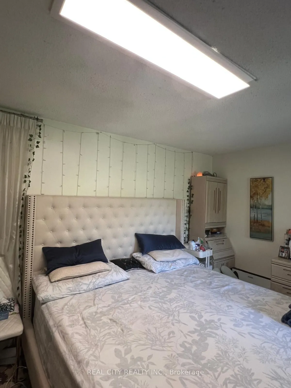 2451 Loanne Drive