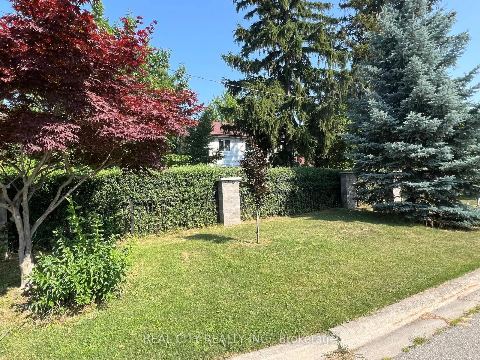 2451 Loanne Drive