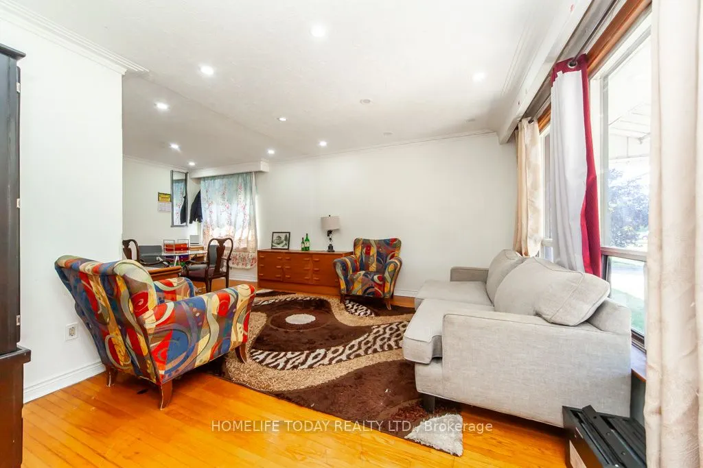 28 Stevenharris Drive