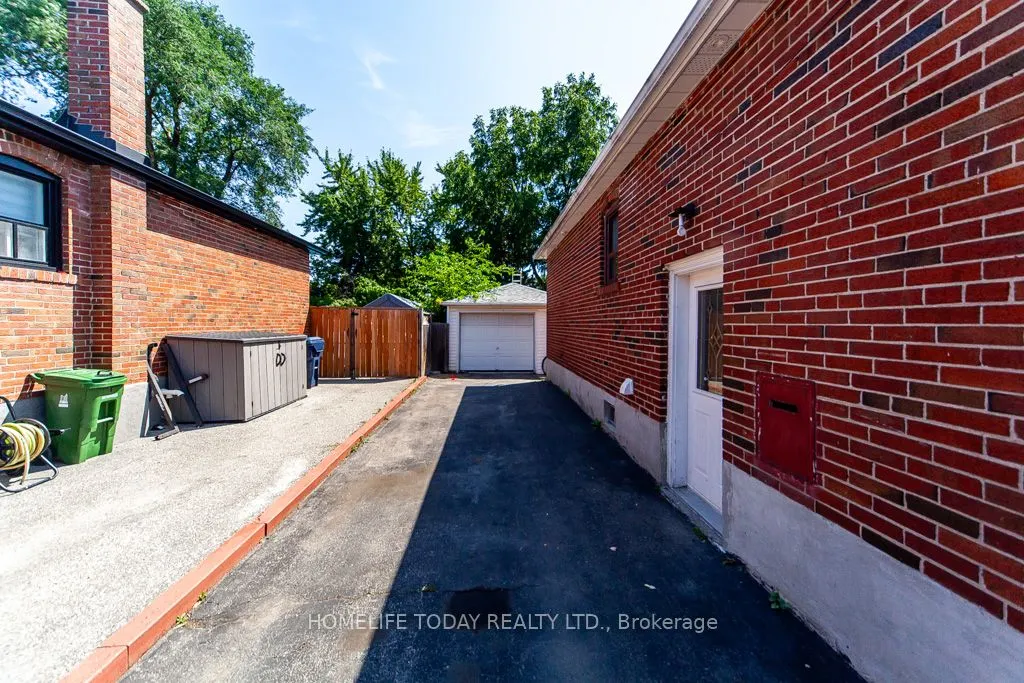 28 Stevenharris Drive