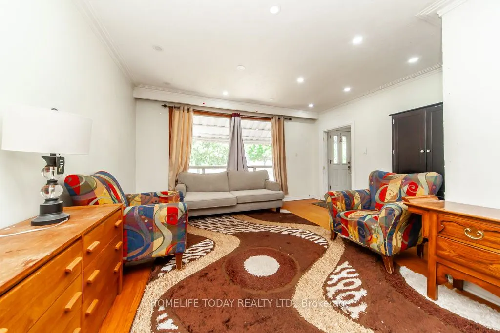28 Stevenharris Drive