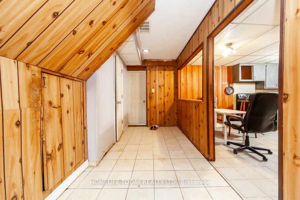28 Stevenharris Drive