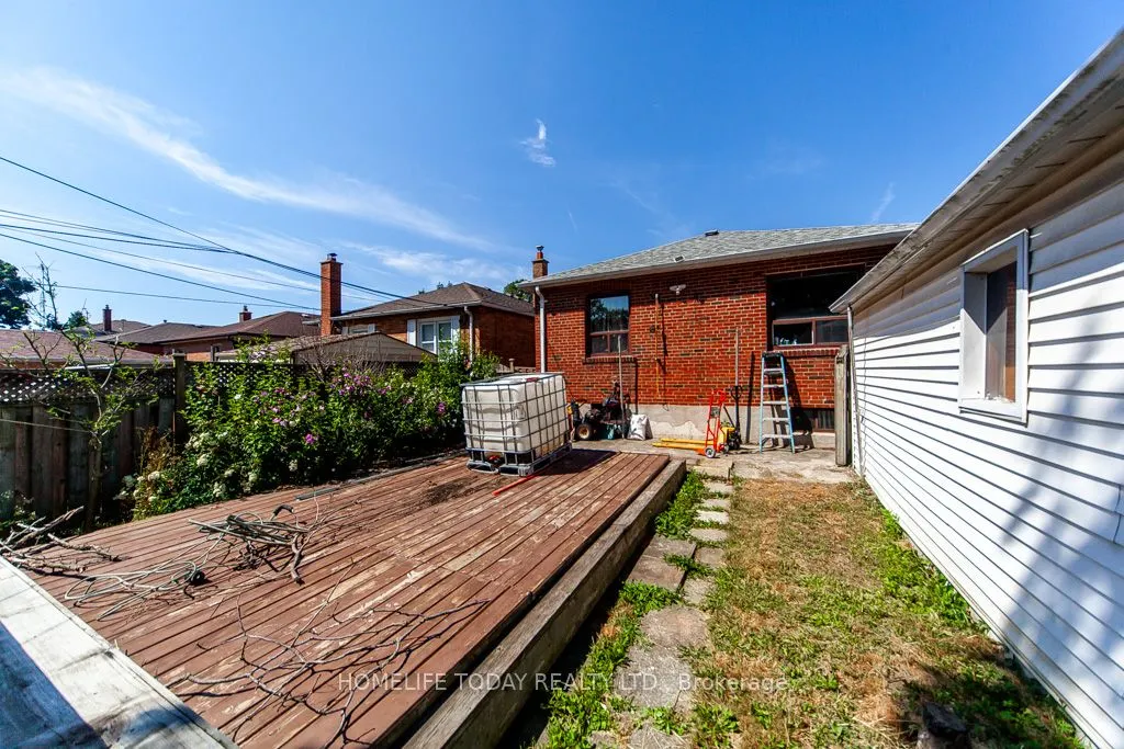 28 Stevenharris Drive