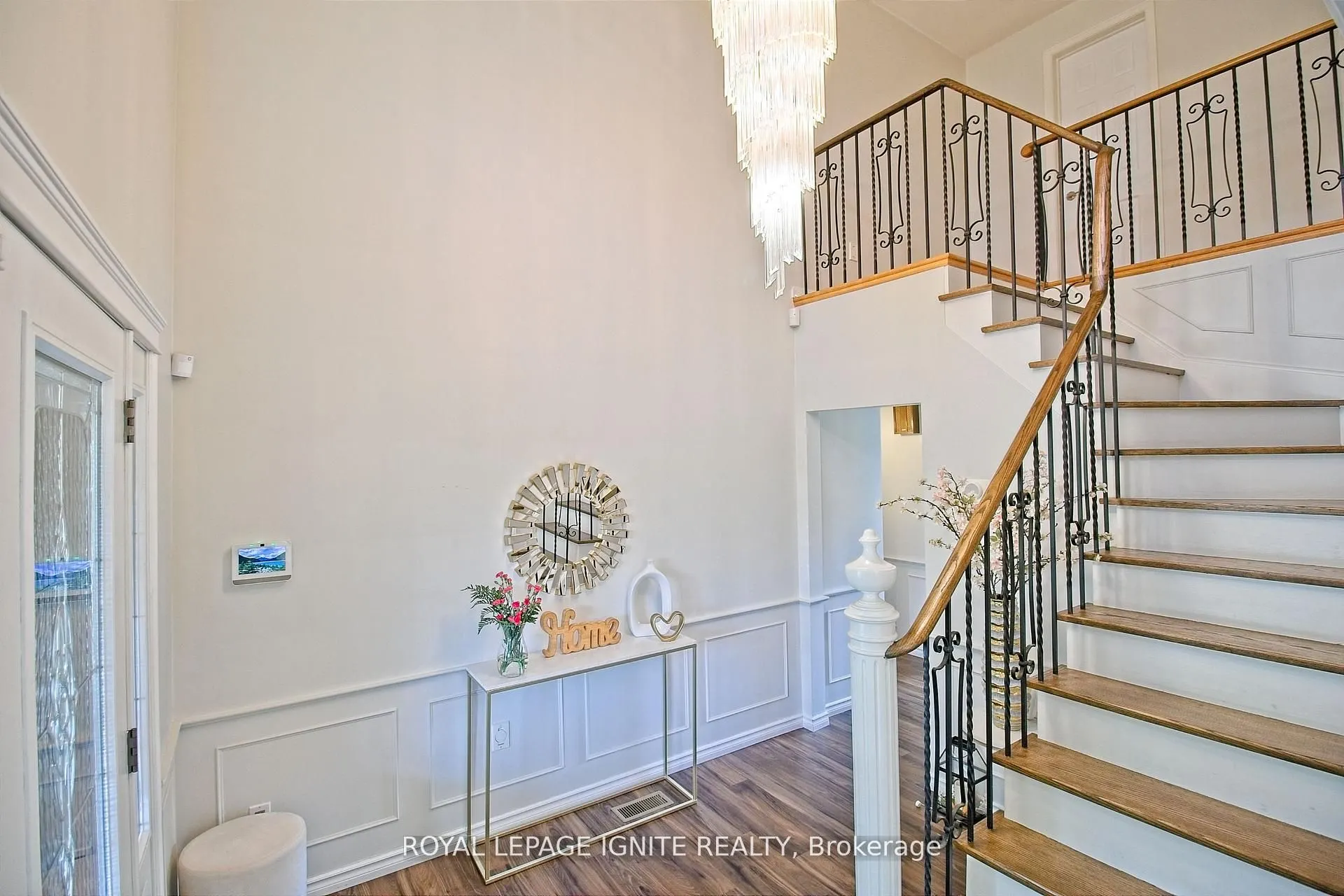 2092 Sava Crescent