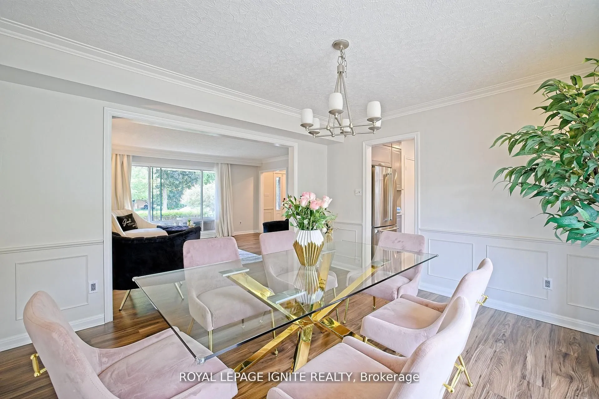 2092 Sava Crescent