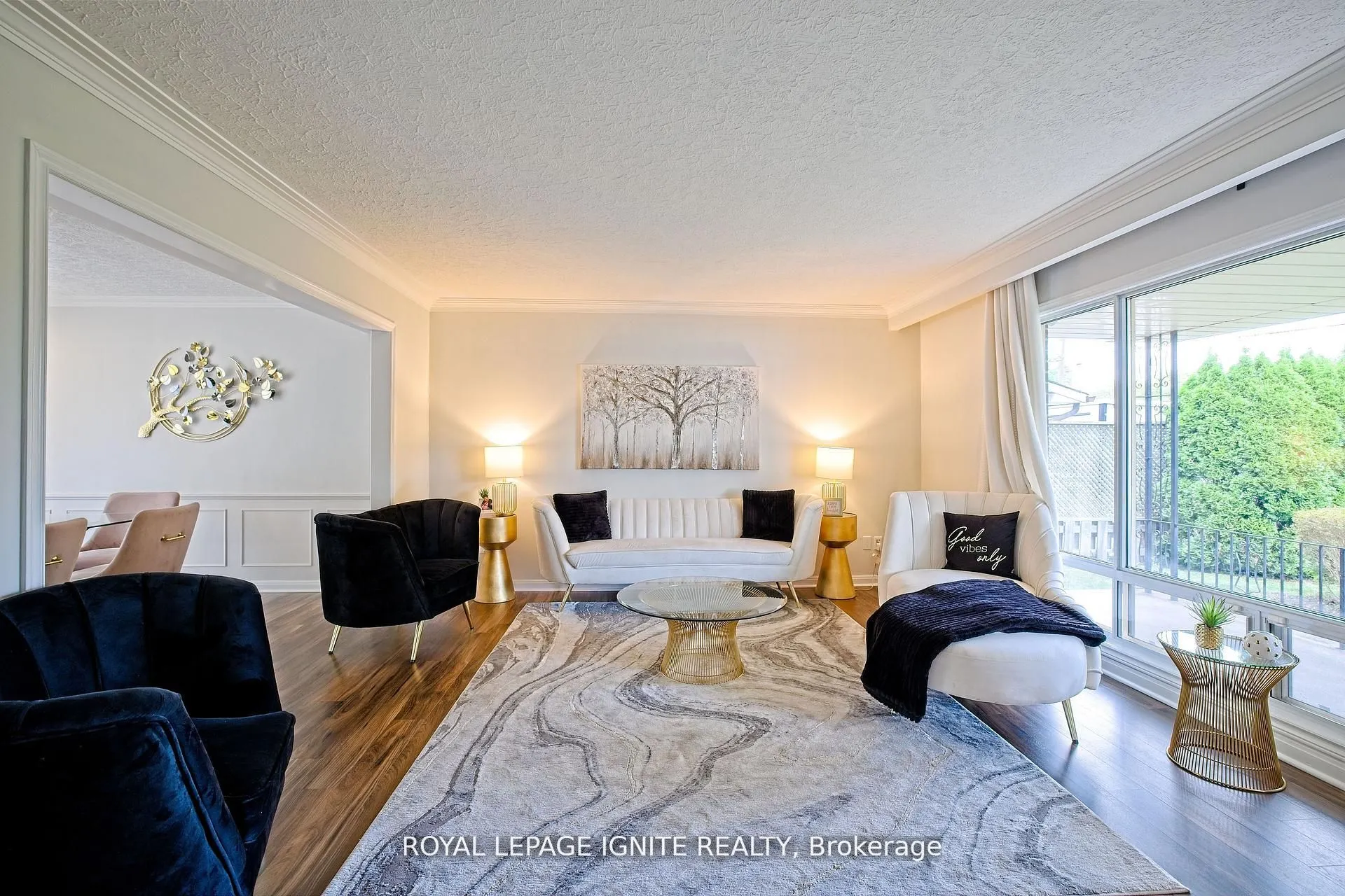 2092 Sava Crescent