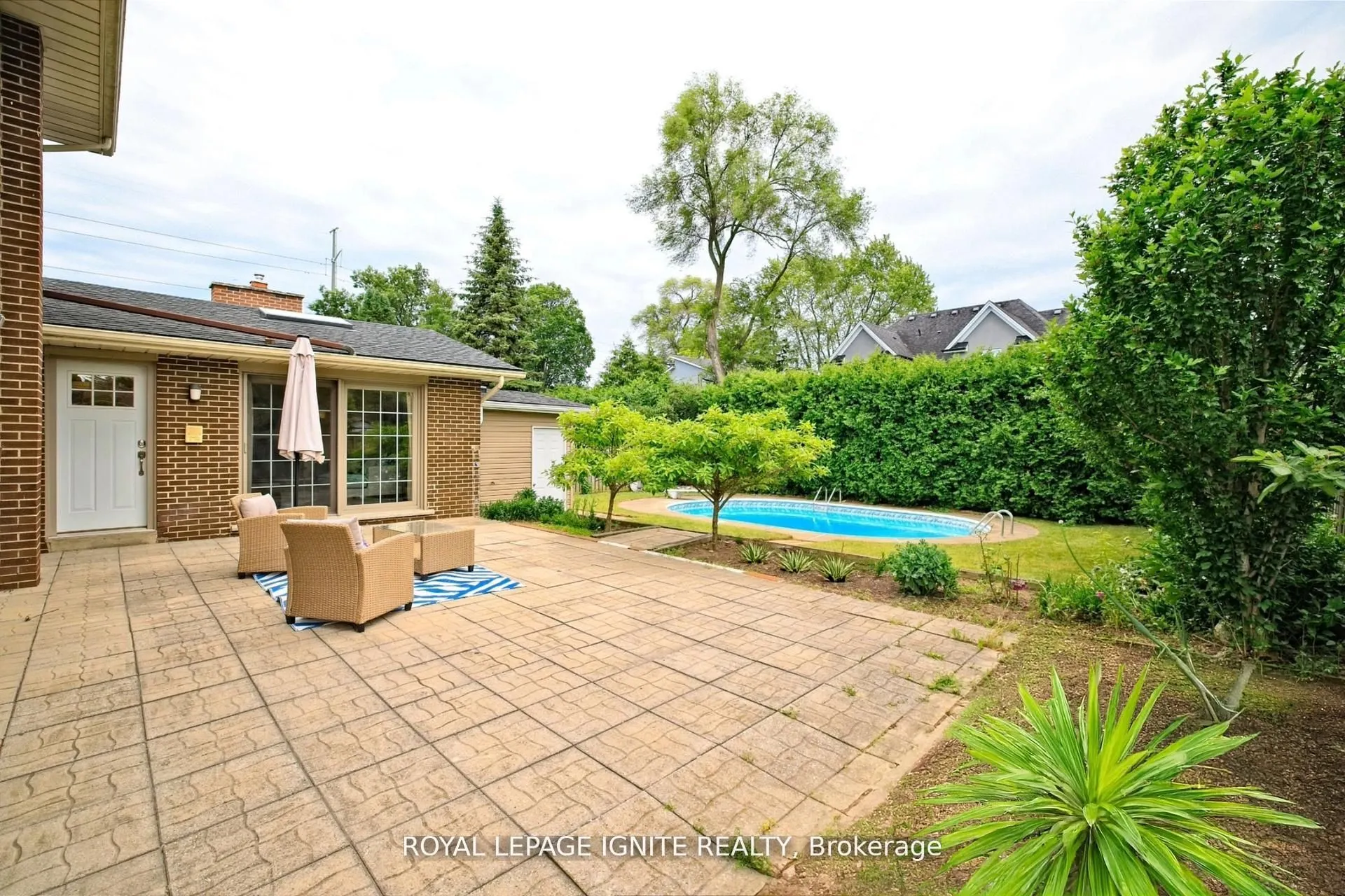 2092 Sava Crescent