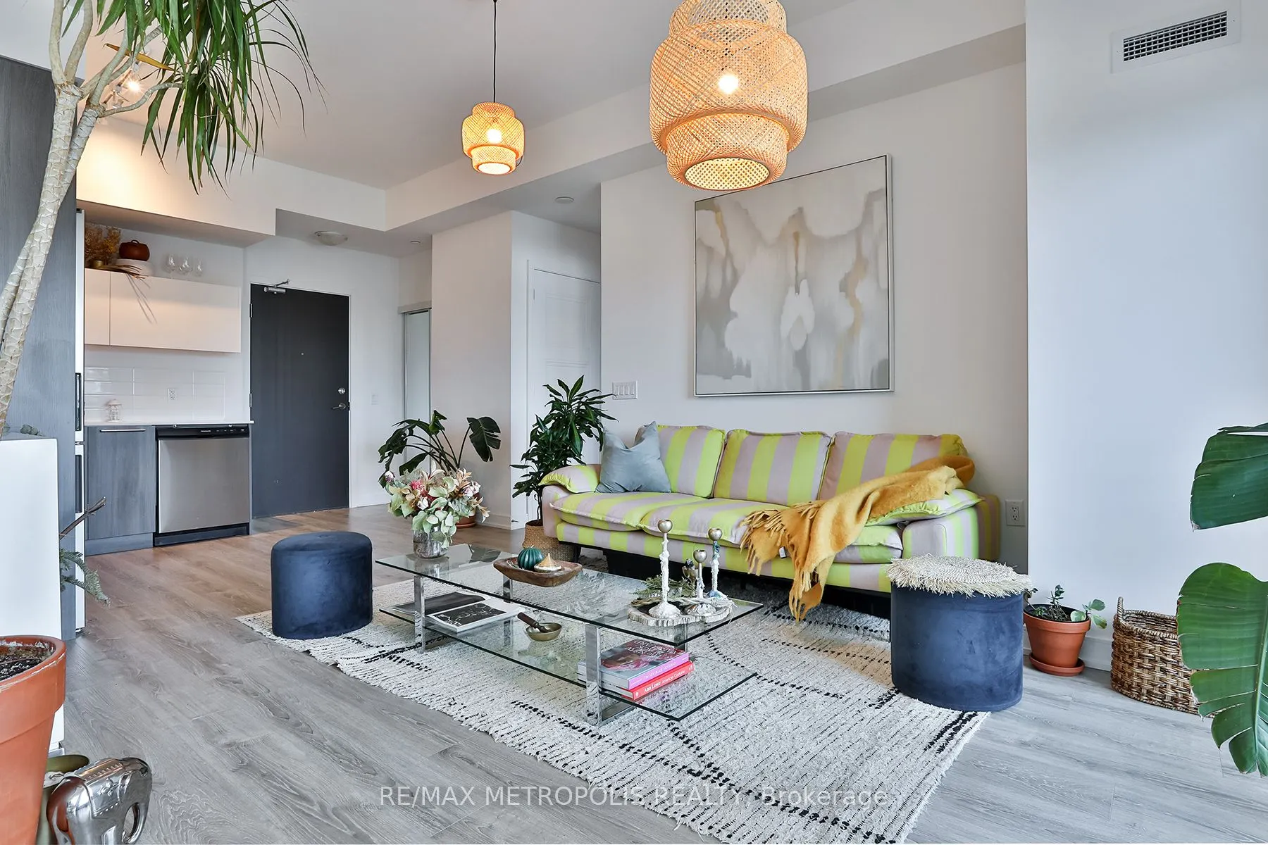 25 Neighbourhood Lane, #703