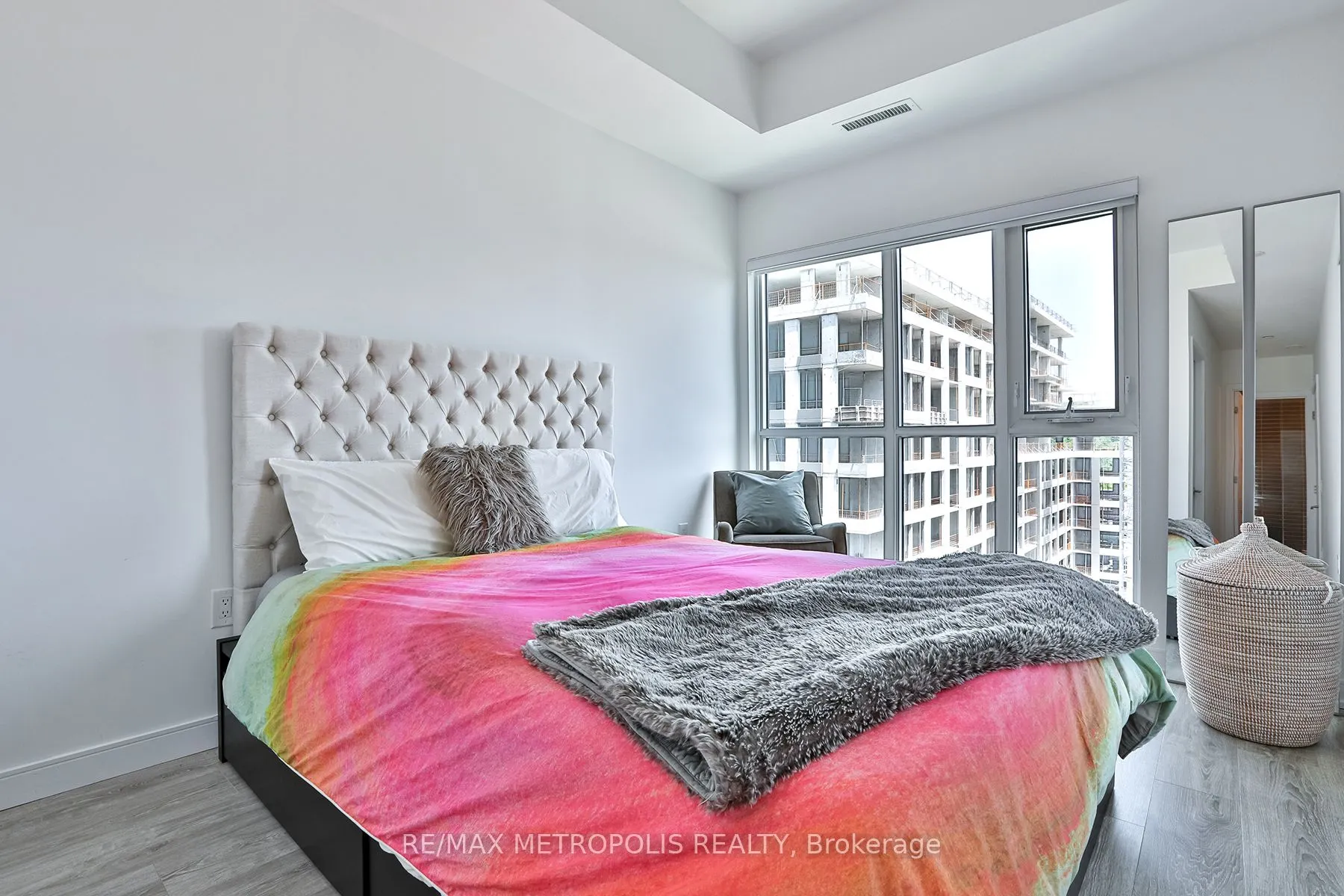 25 Neighbourhood Lane, #703