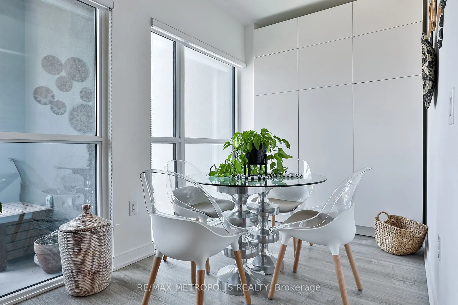 25 Neighbourhood Lane, #703