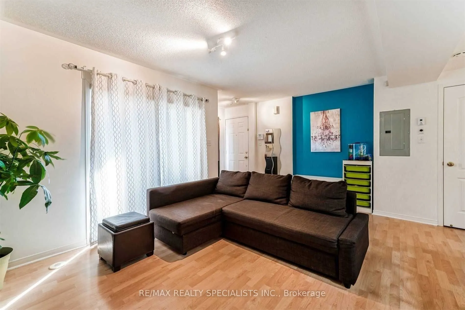 3250 Bentley Drive, #7