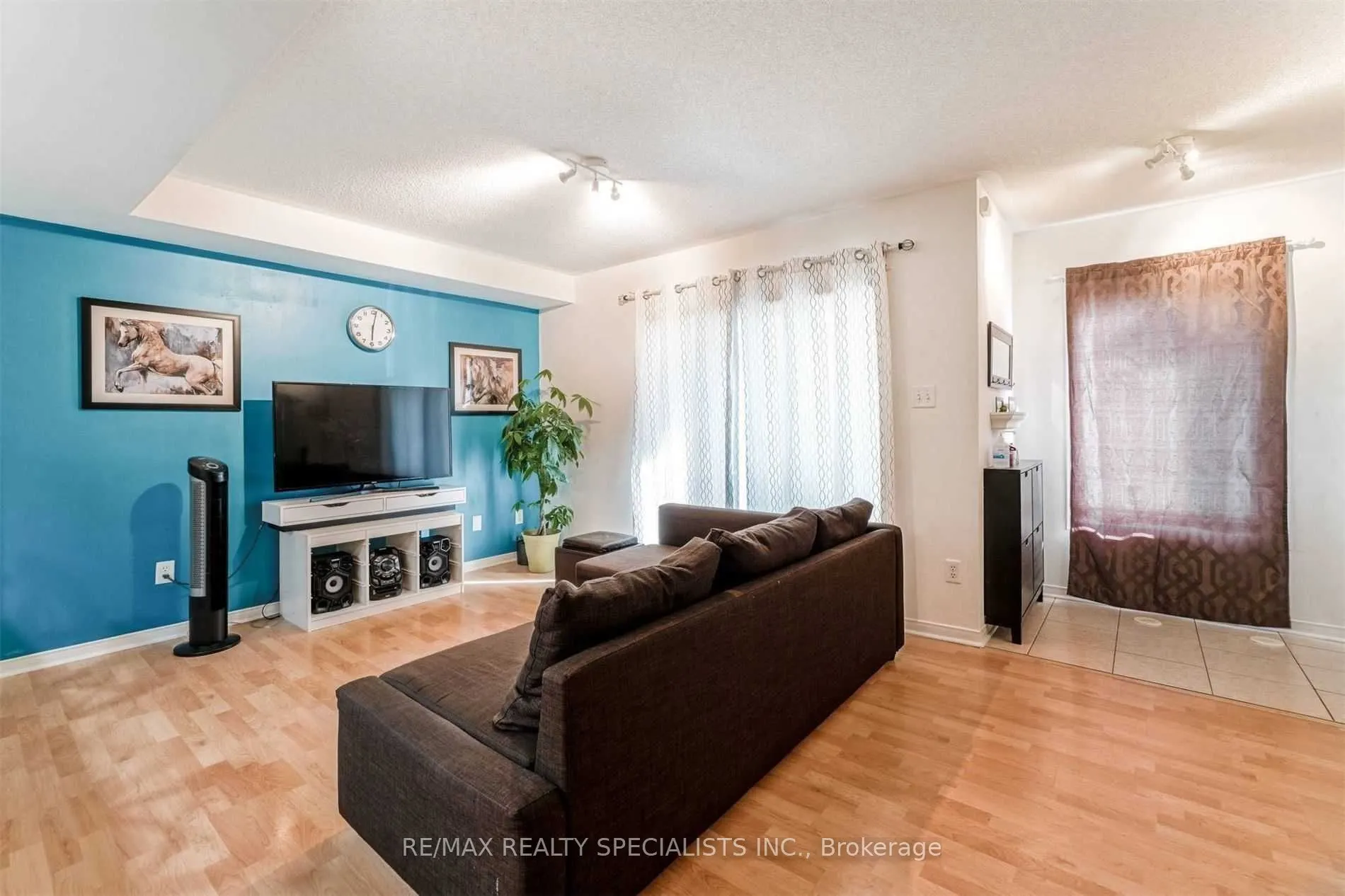 3250 Bentley Drive, #7