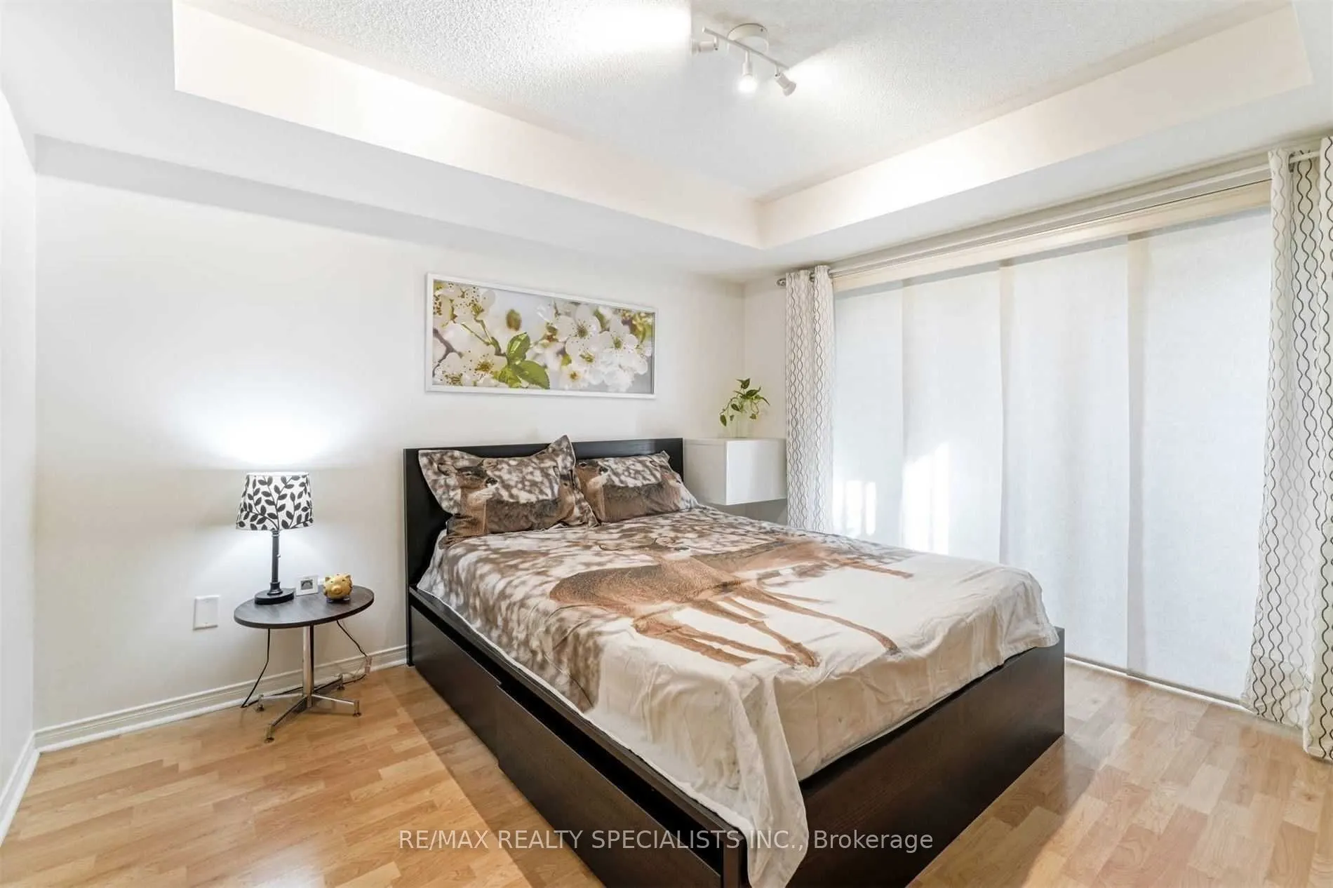 3250 Bentley Drive, #7