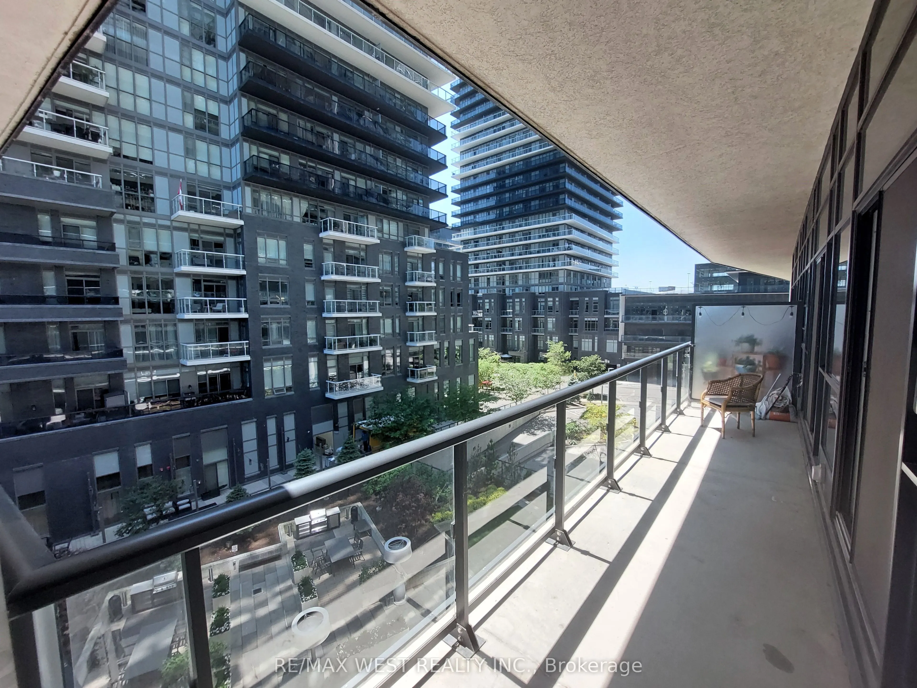 39 Annie Craig Drive, #422