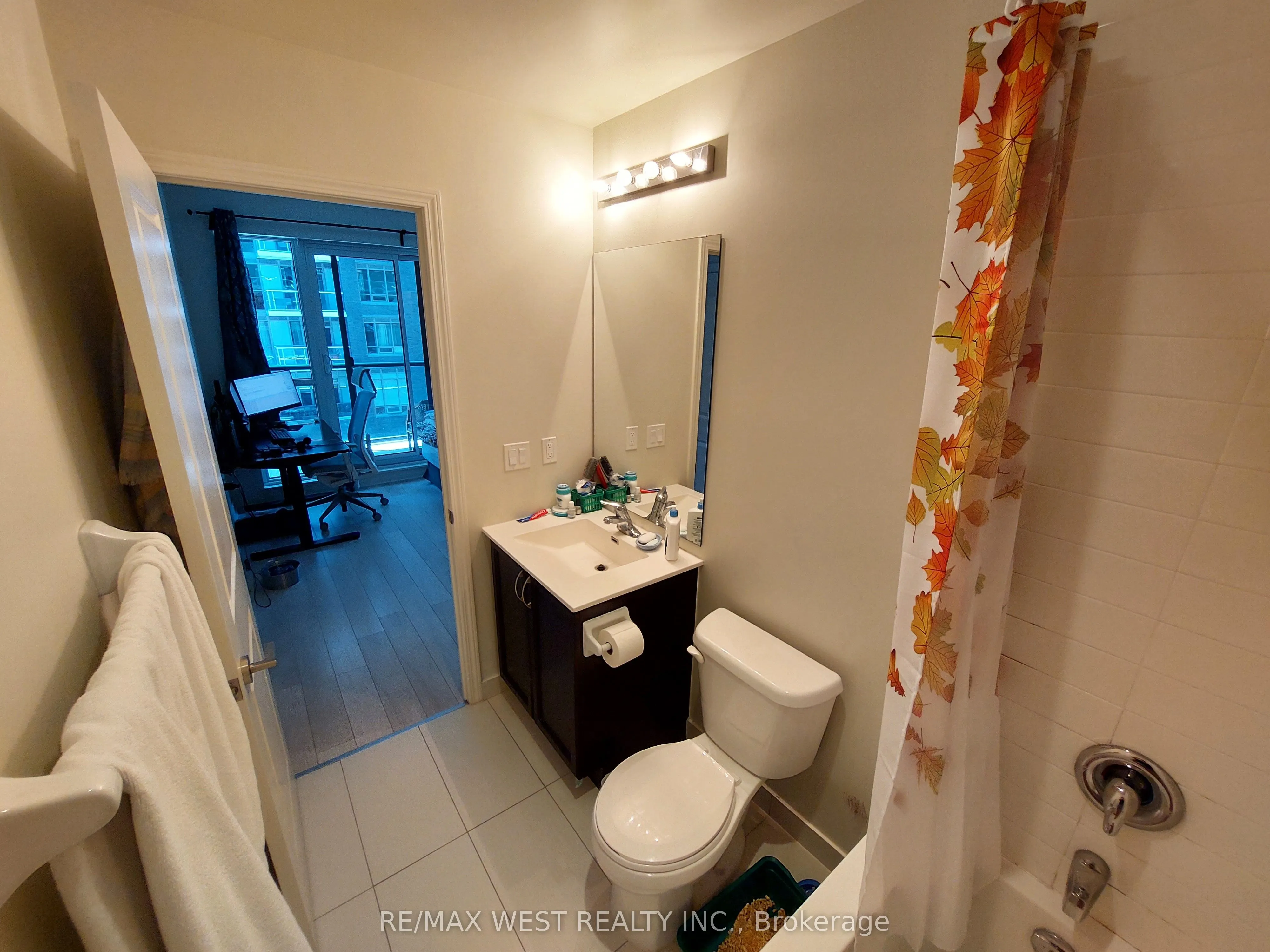 39 Annie Craig Drive, #422