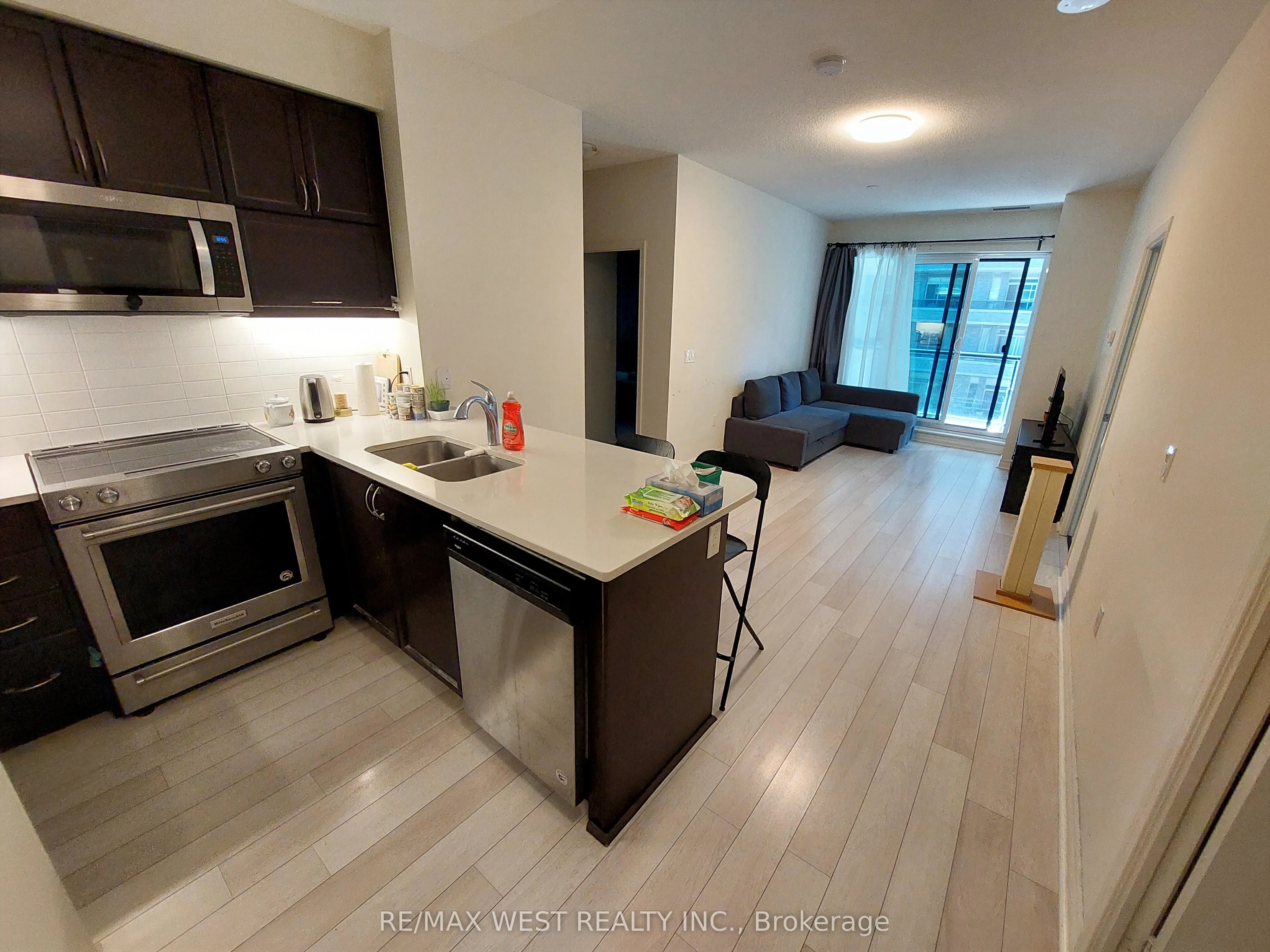 39 Annie Craig Drive, #422