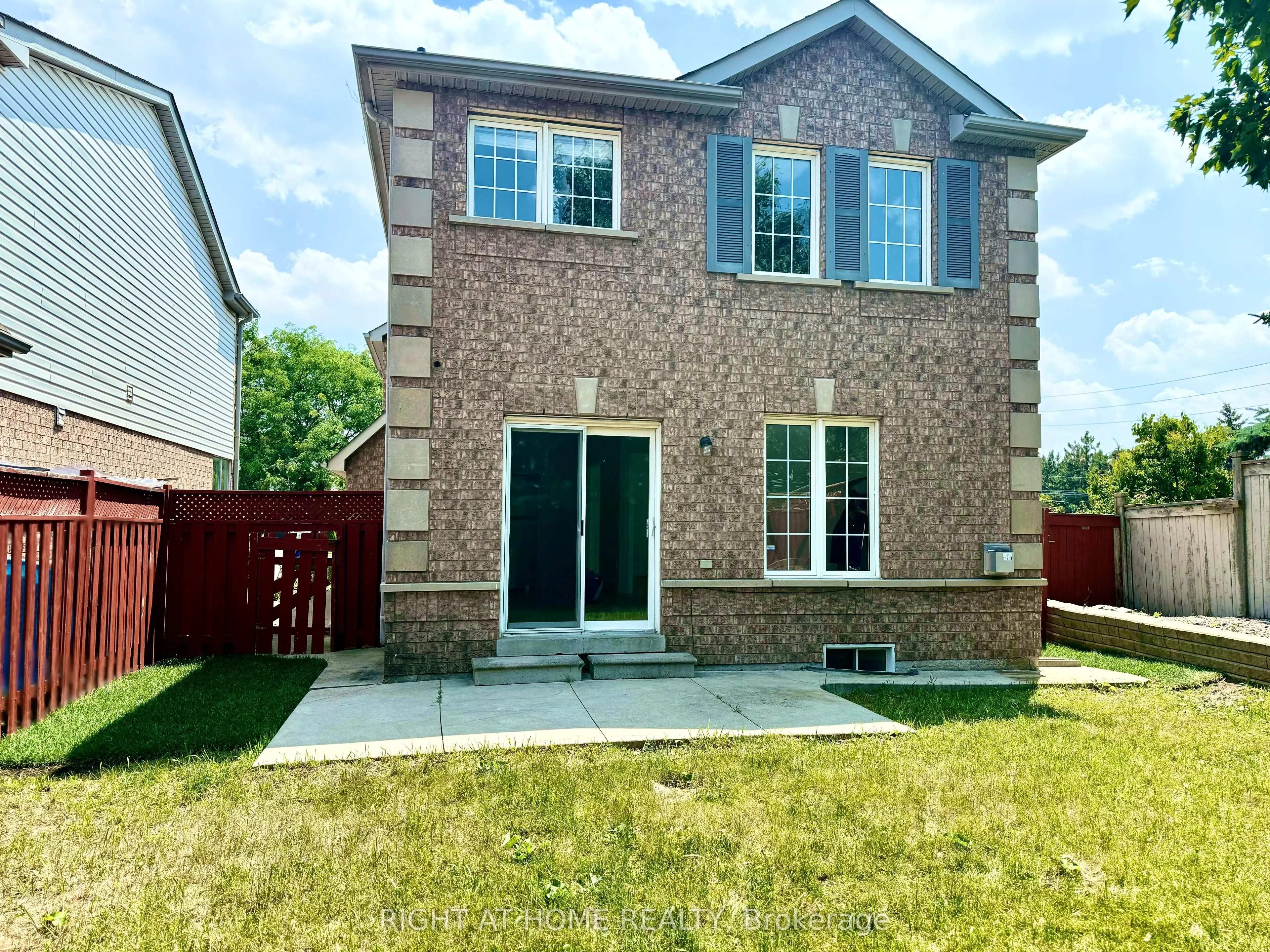 32 Hocken Court