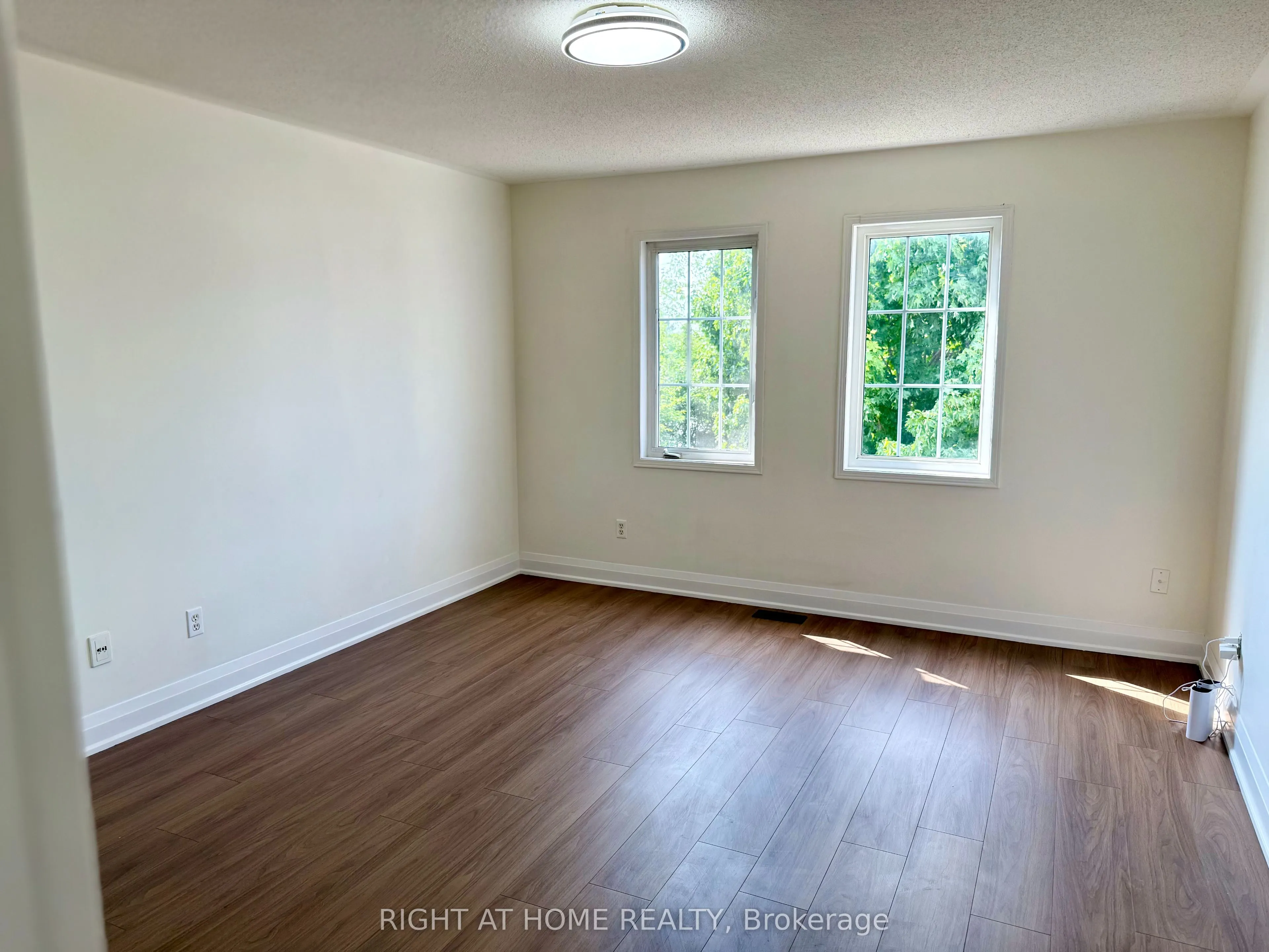 32 Hocken Court